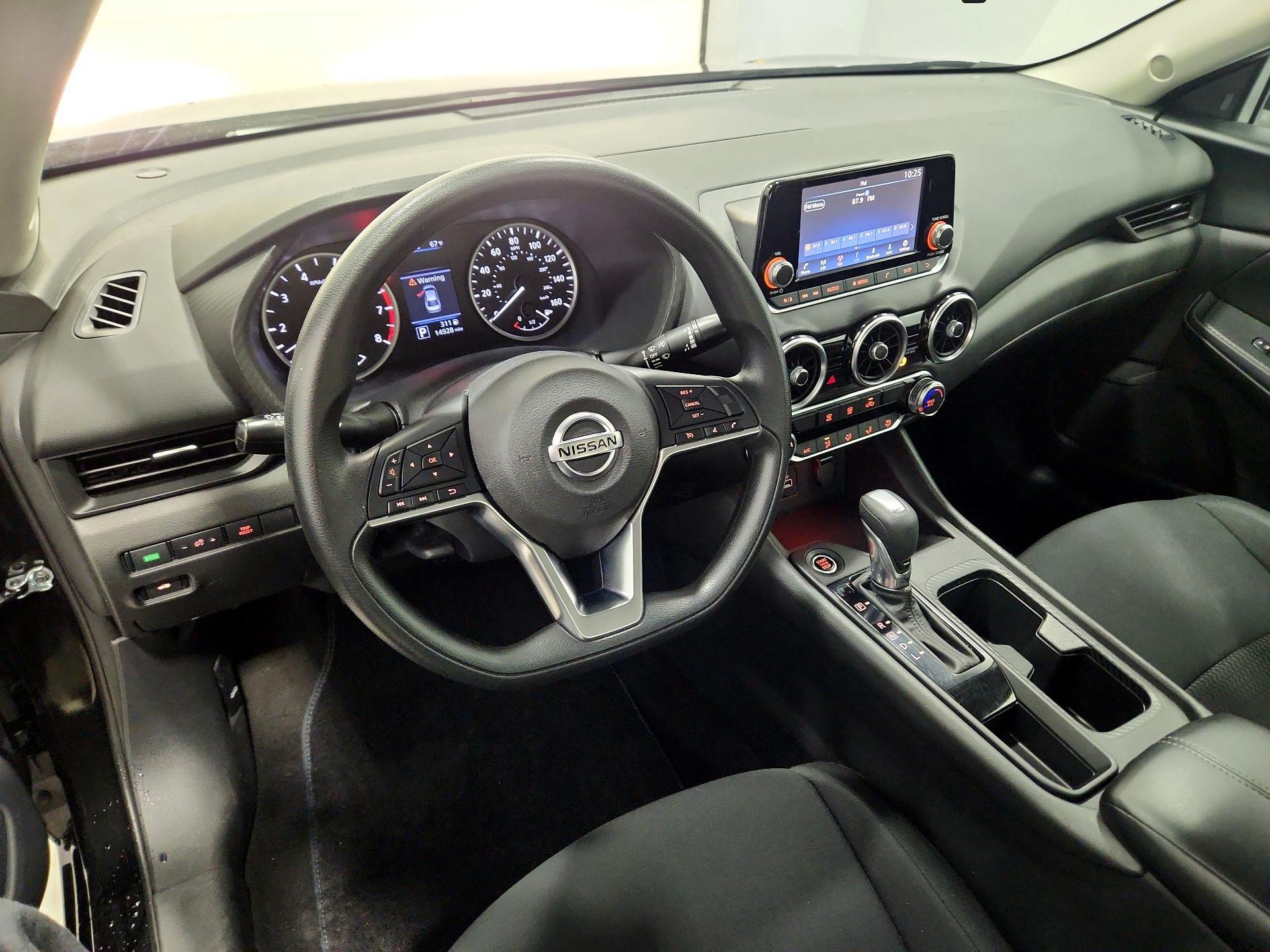 Thumbnail: 2023 Nissan Sentra - 9