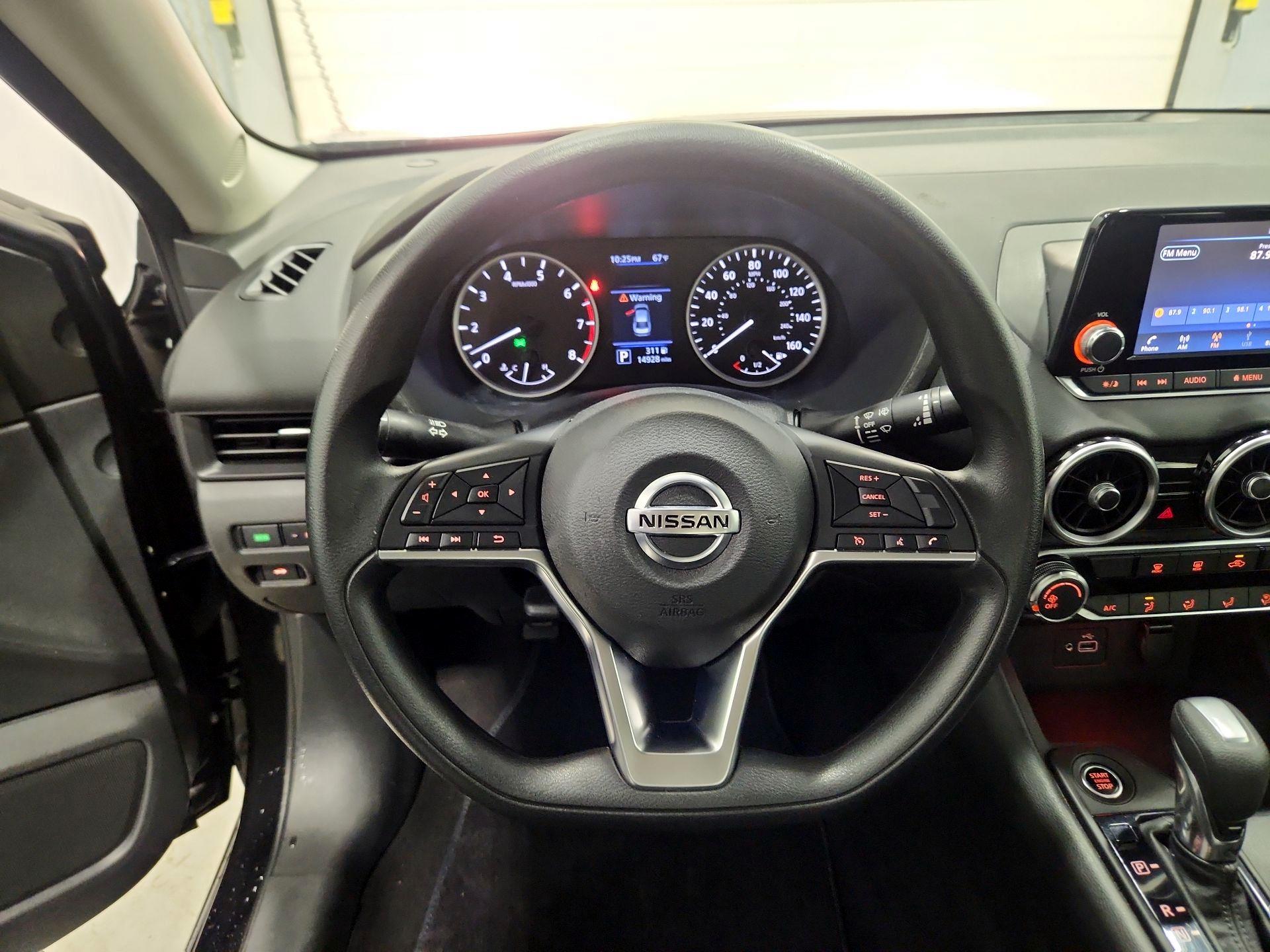 Thumbnail: 2023 Nissan Sentra - 10