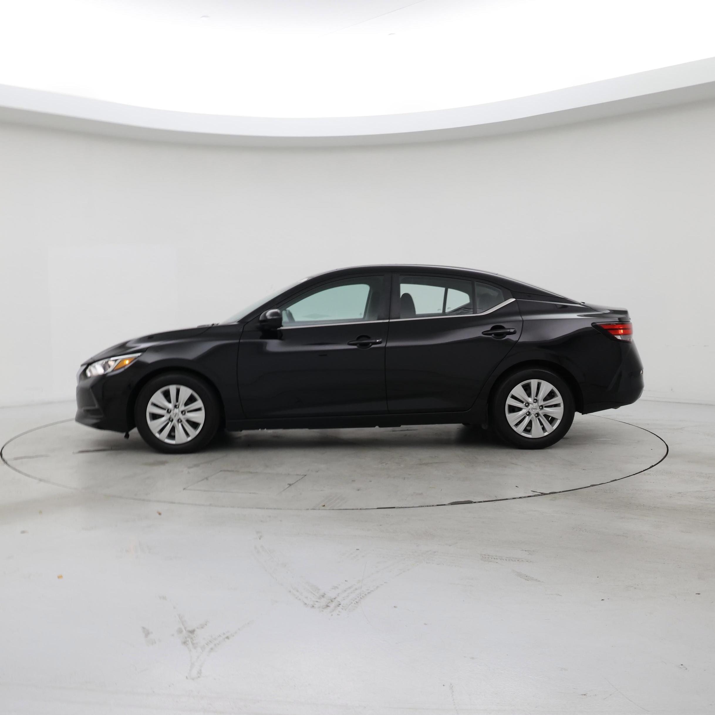 Thumbnail: 2023 Nissan Sentra - 3