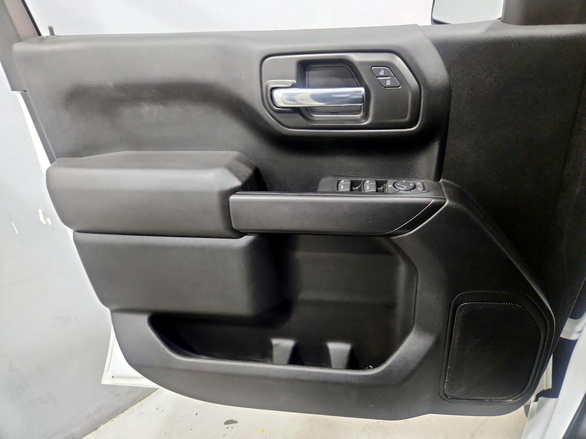 Thumbnail: 2022 Chevrolet Silverado 1500 - 12