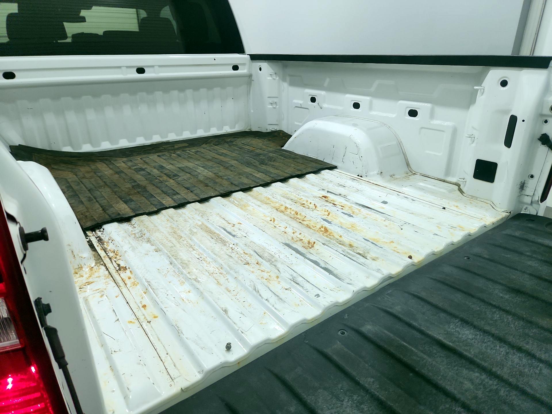 Thumbnail: 2022 Chevrolet Silverado 1500 - 19