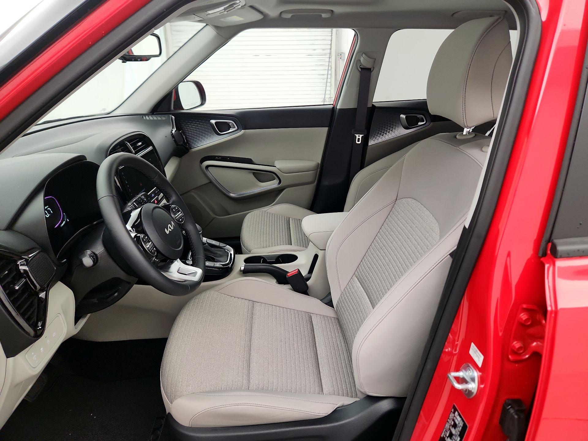 Thumbnail: 2025 Kia Soul - 11