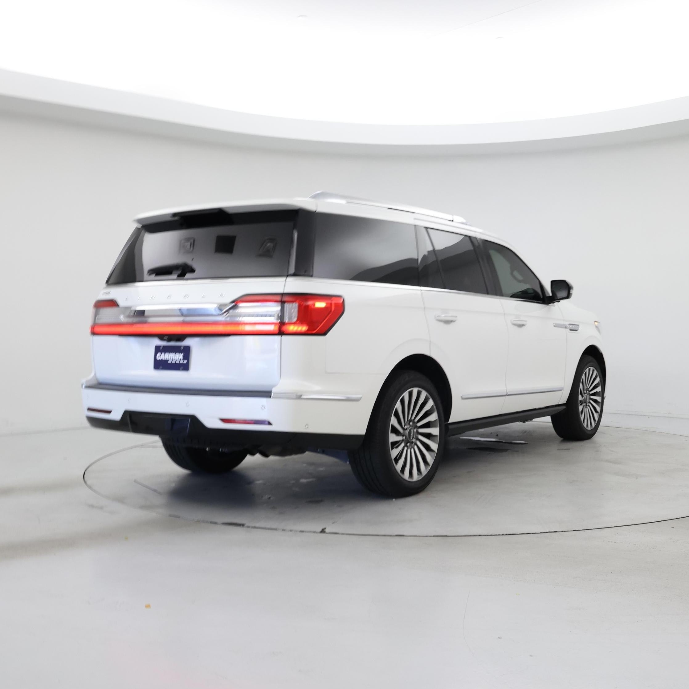 Thumbnail: 2020 Lincoln Navigator - 8