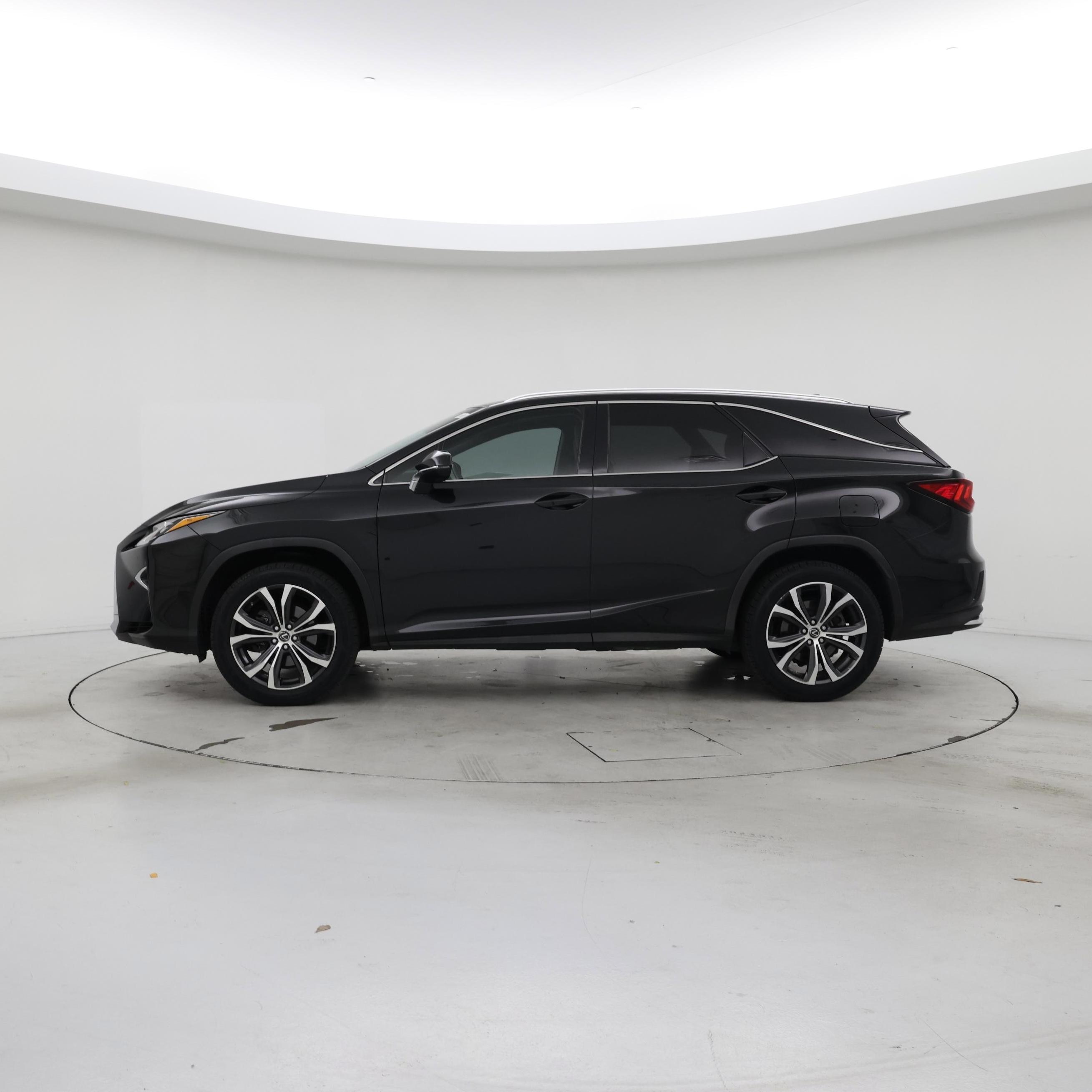 Thumbnail: 2018 Lexus RX - 3