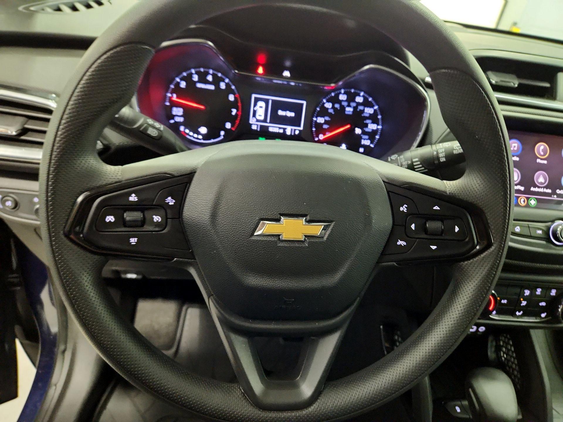 Thumbnail: 2023 Chevrolet TrailBlazer - 10