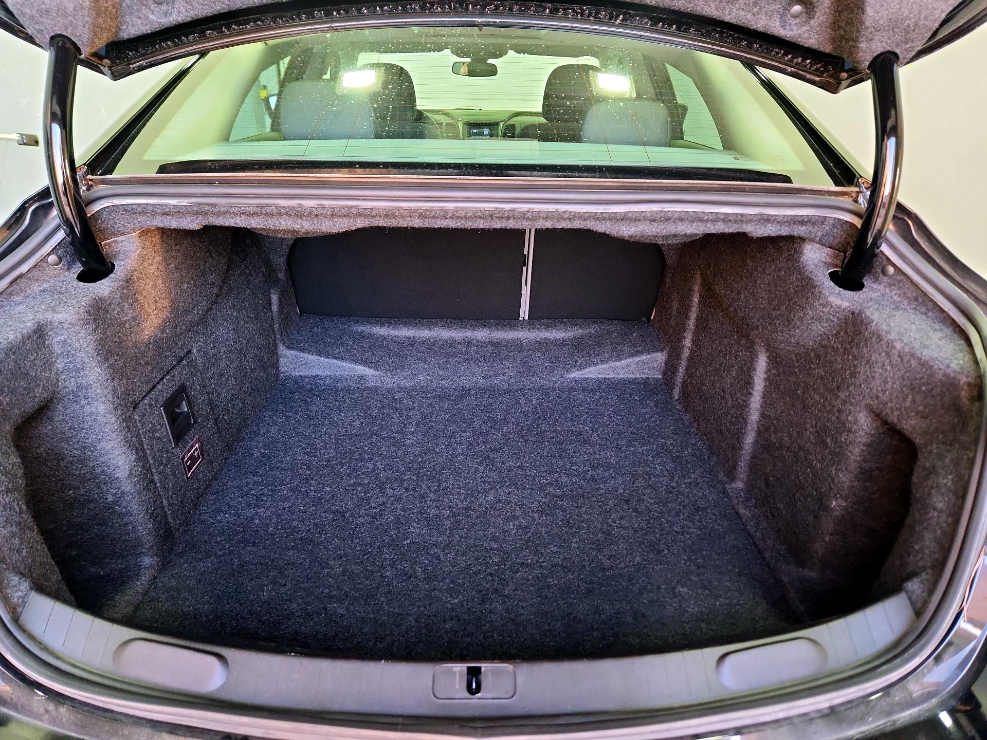 Thumbnail: 2017 Chevrolet Impala - 18