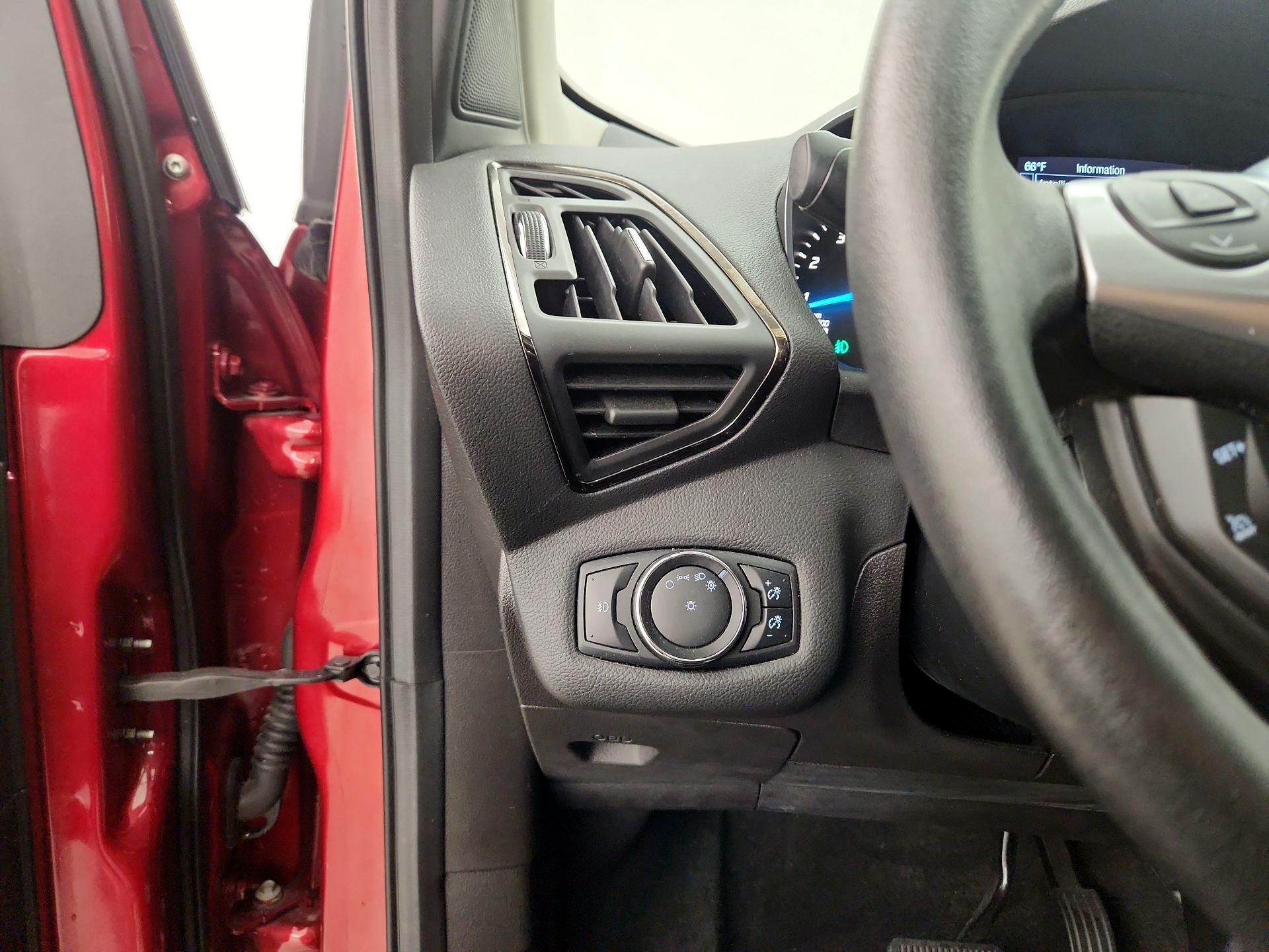 Thumbnail: 2014 Ford Escape - 13