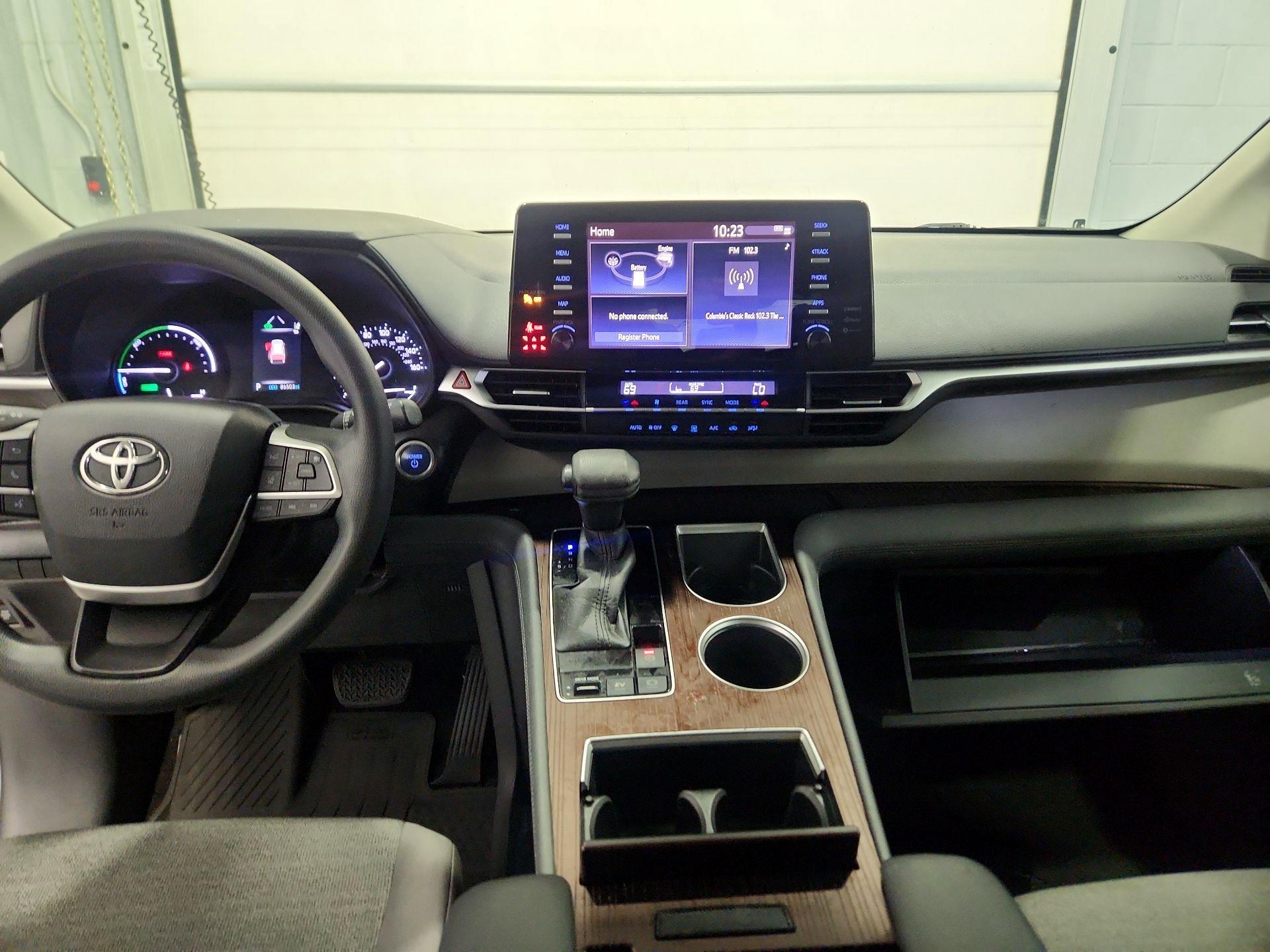 Thumbnail: 2021 Toyota Sienna - 9
