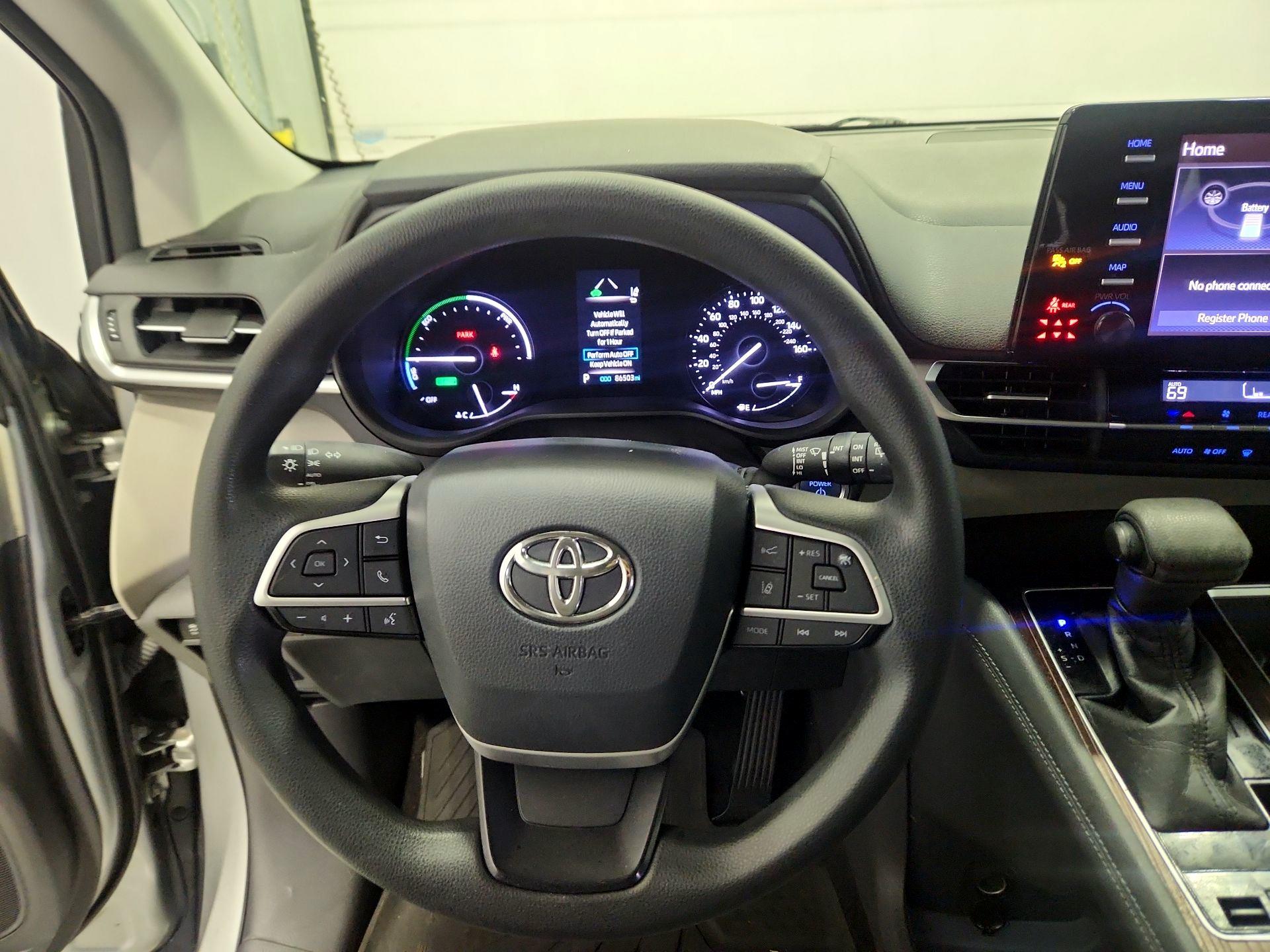 Thumbnail: 2021 Toyota Sienna - 10