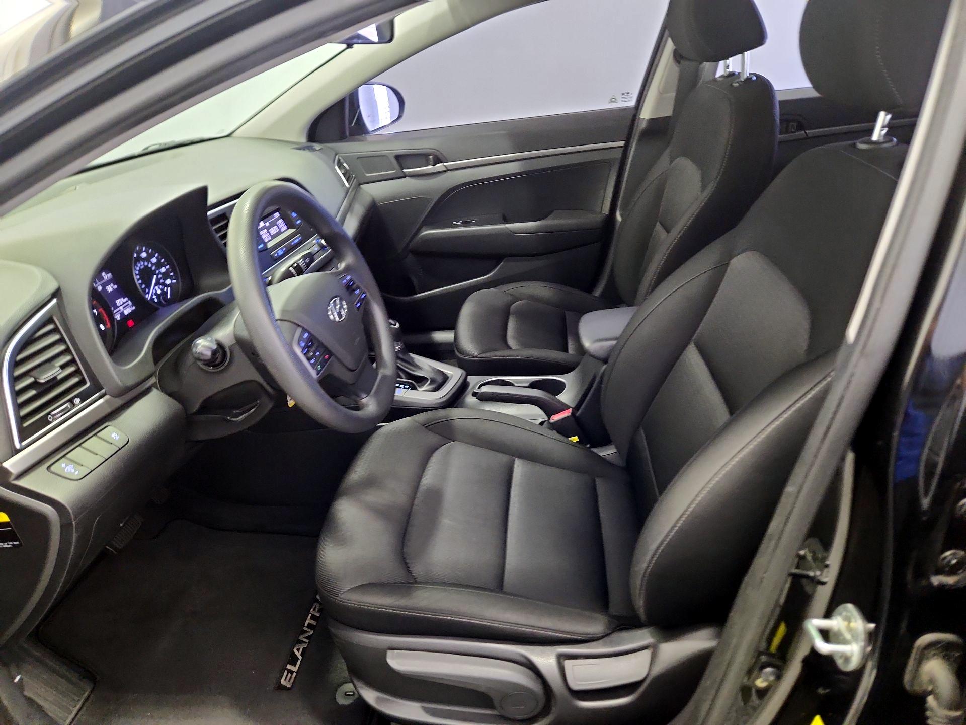 Thumbnail: 2018 Hyundai Elantra - 11