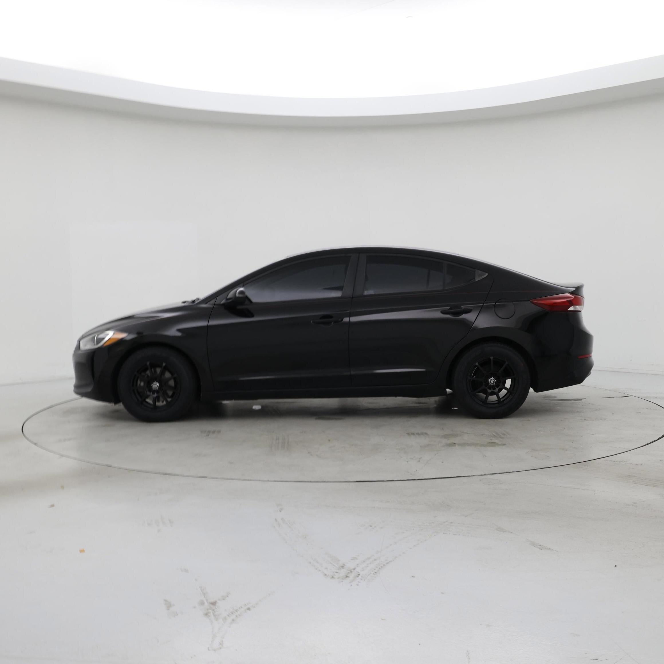 Thumbnail: 2018 Hyundai Elantra - 3
