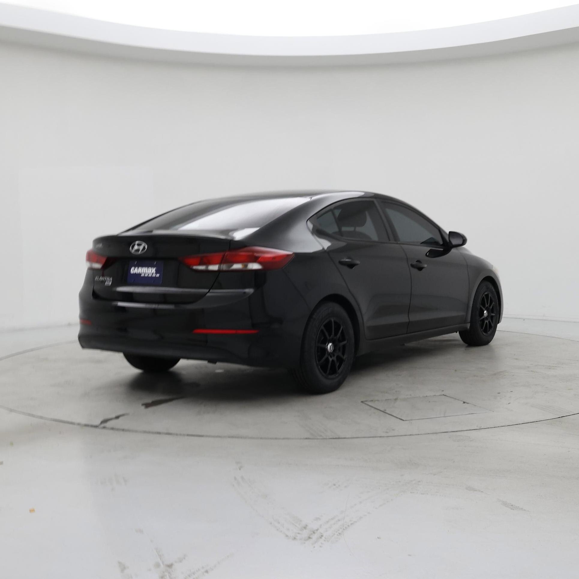 Thumbnail: 2018 Hyundai Elantra - 8