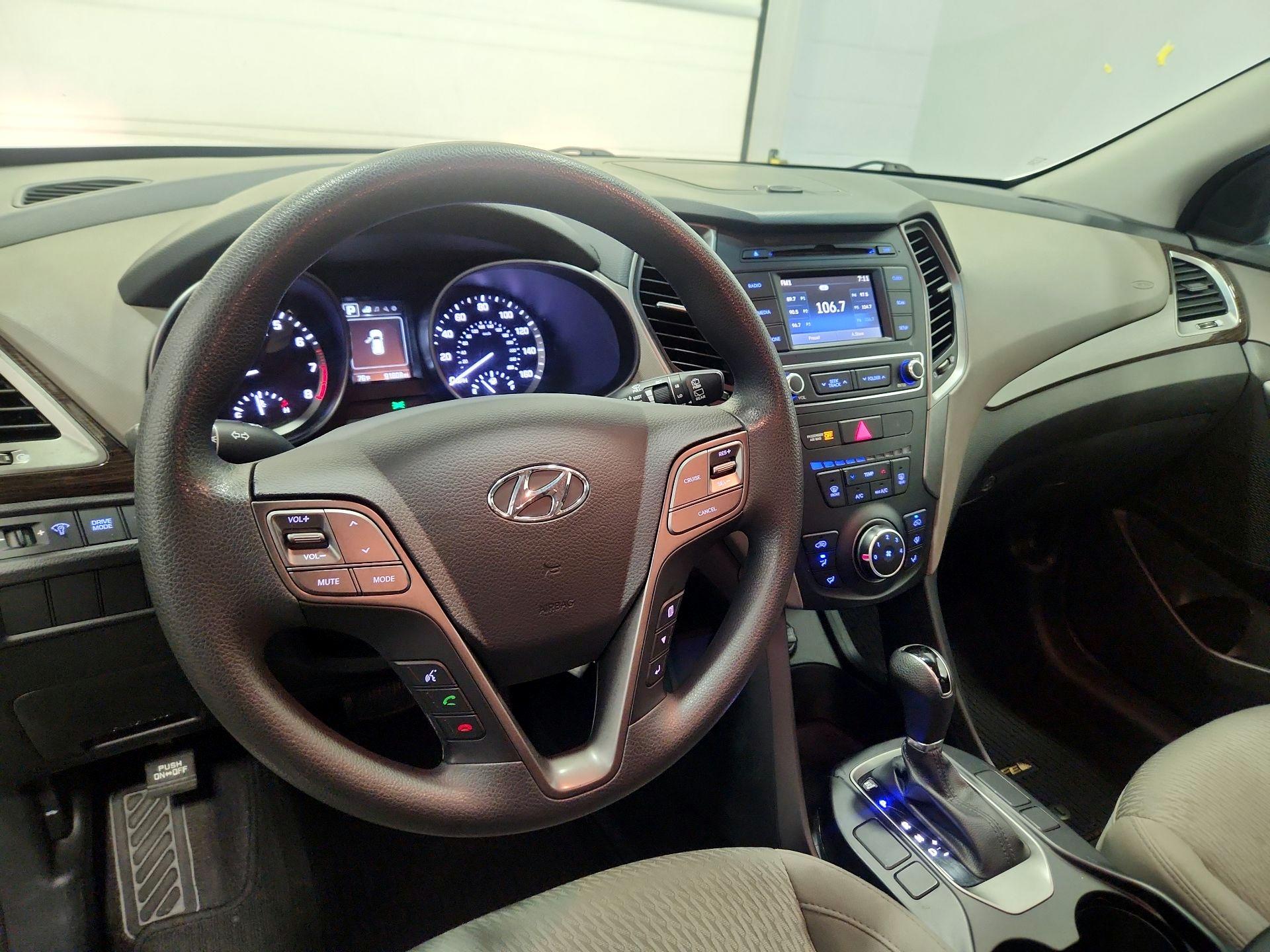 Thumbnail: 2018 Hyundai Santa Fe - 9