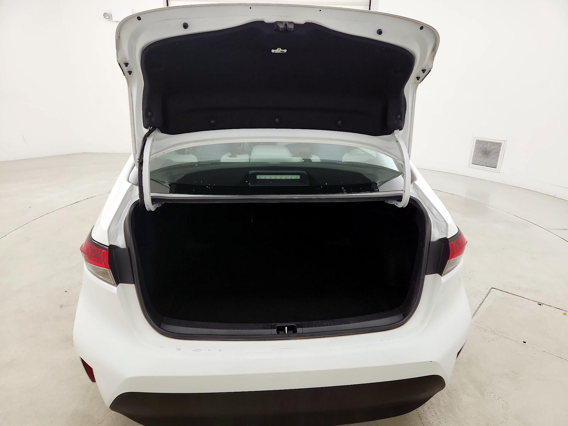 Thumbnail: 2023 Toyota Corolla - 20