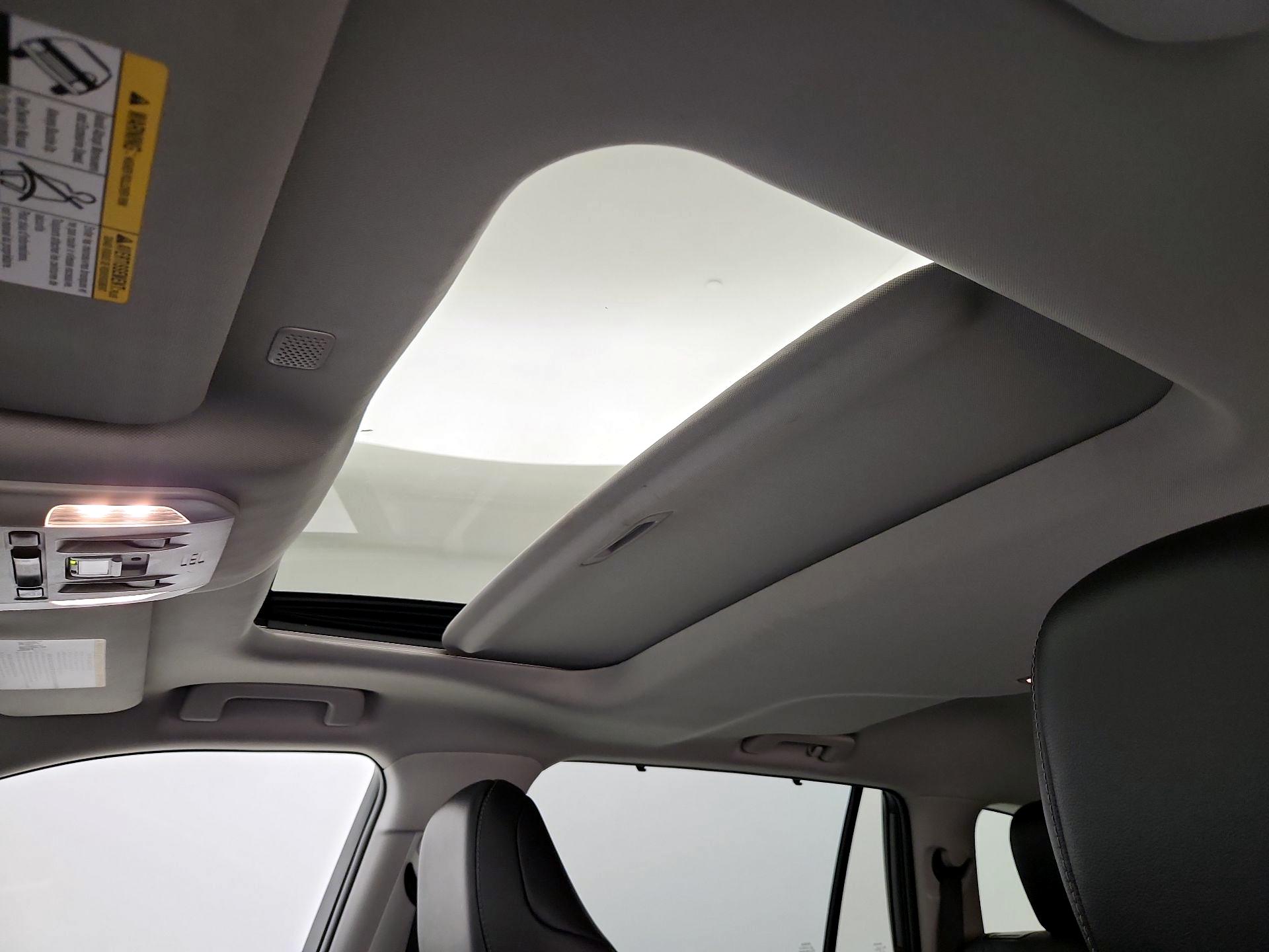 Thumbnail: 2021 Toyota Highlander - 20