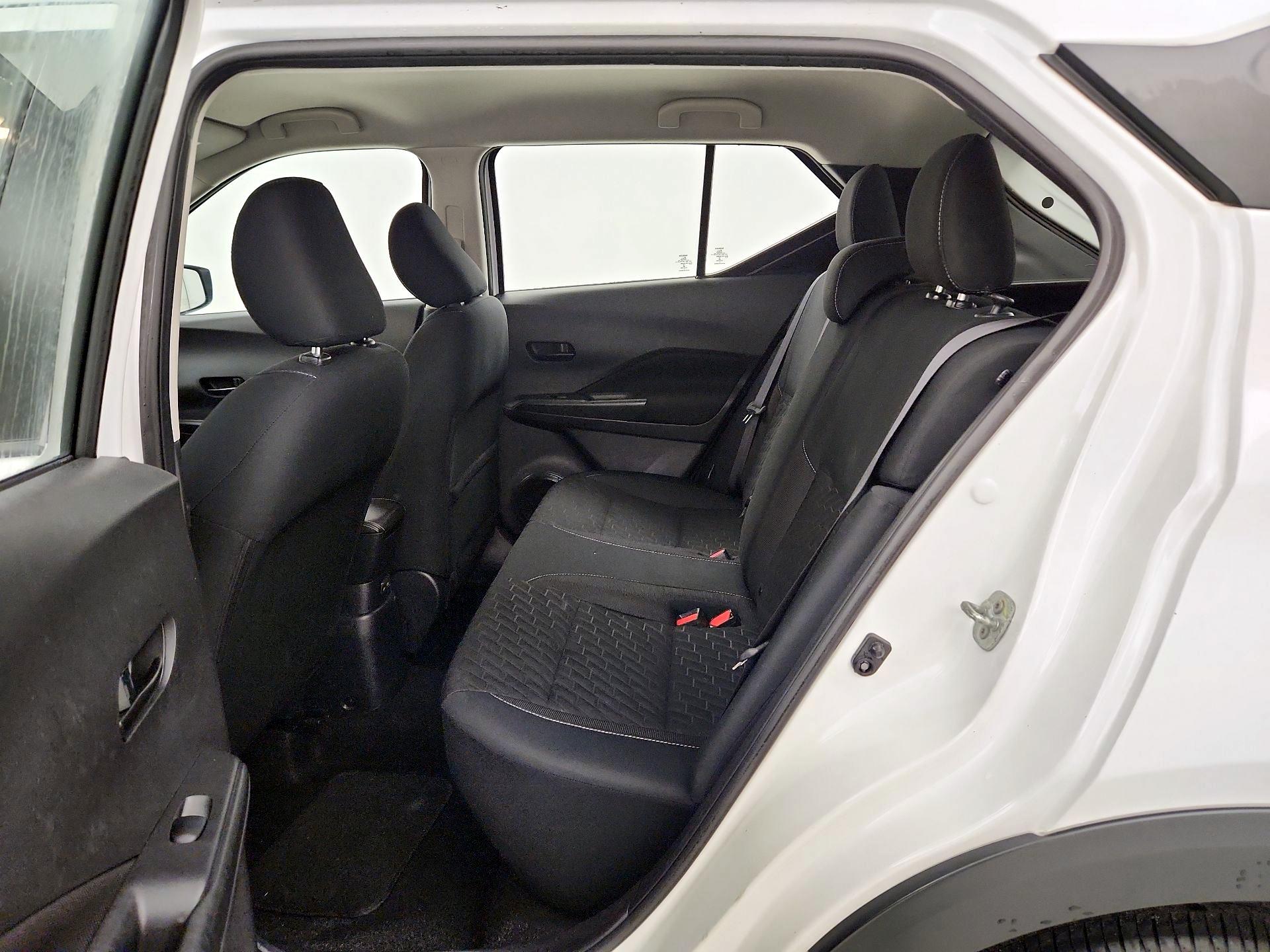 Thumbnail: 2021 Nissan Kicks - 19