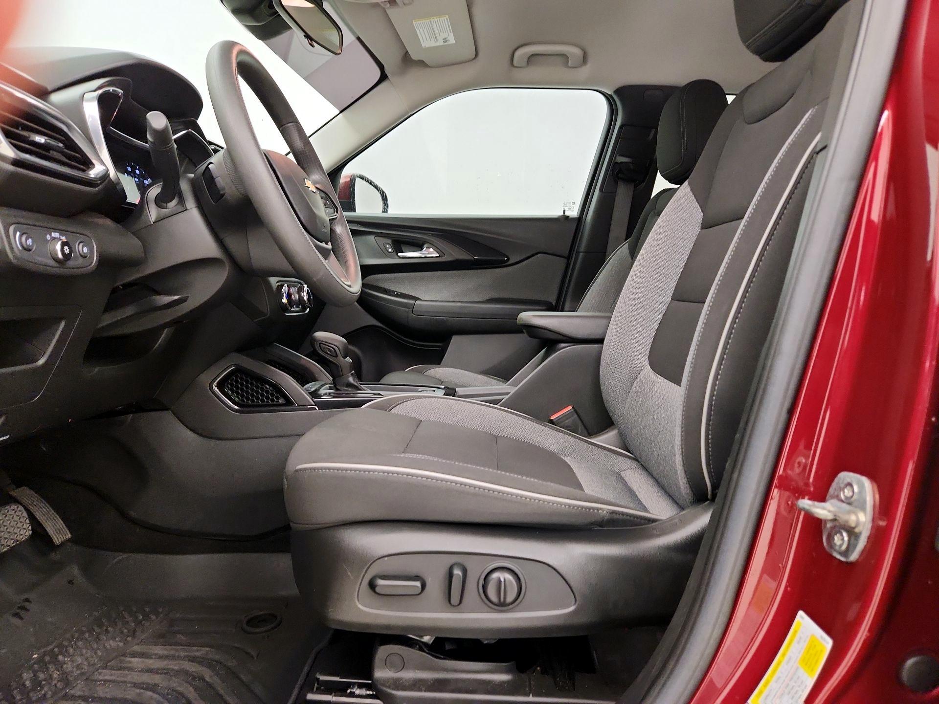 Thumbnail: 2023 Chevrolet TrailBlazer - 11