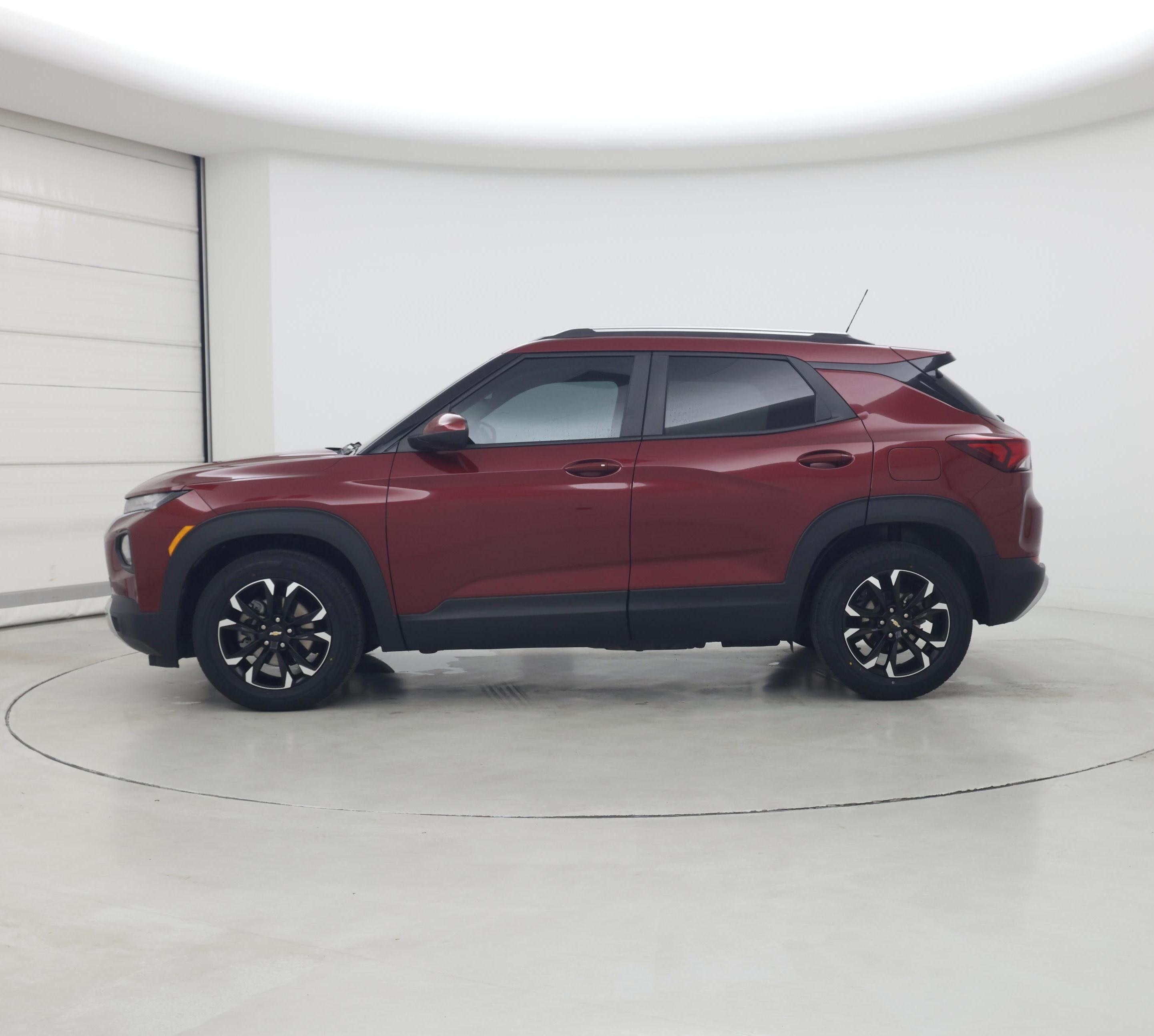Thumbnail: 2023 Chevrolet TrailBlazer - 3