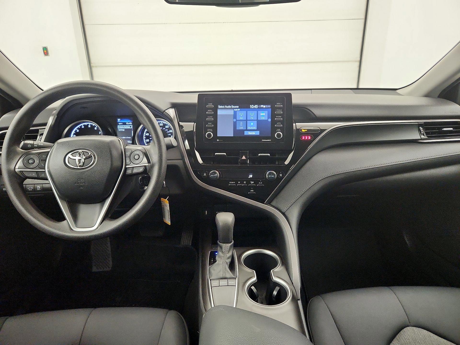 Thumbnail: 2022 Toyota Camry - 9