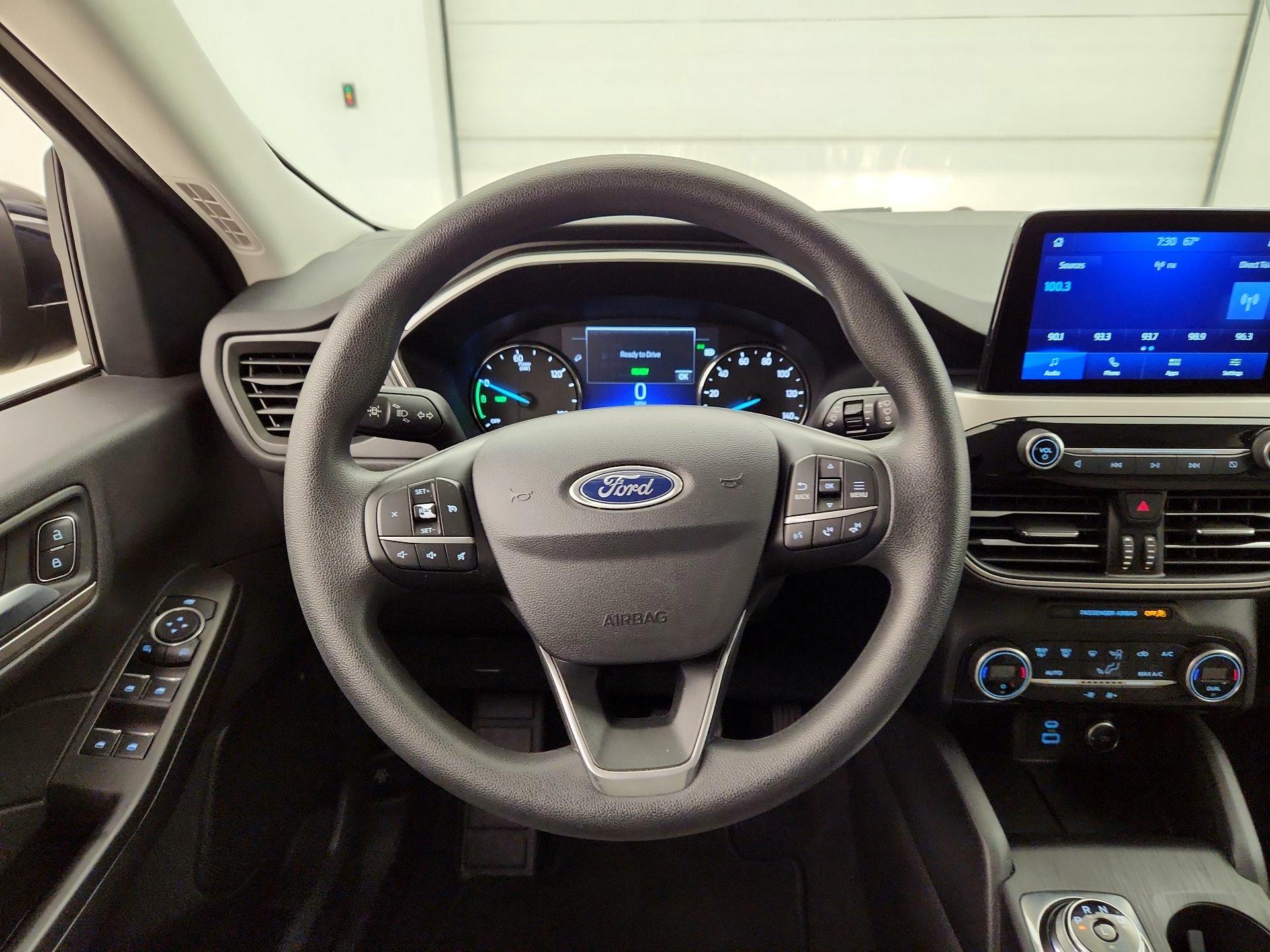 Thumbnail: 2021 Ford Escape - 10
