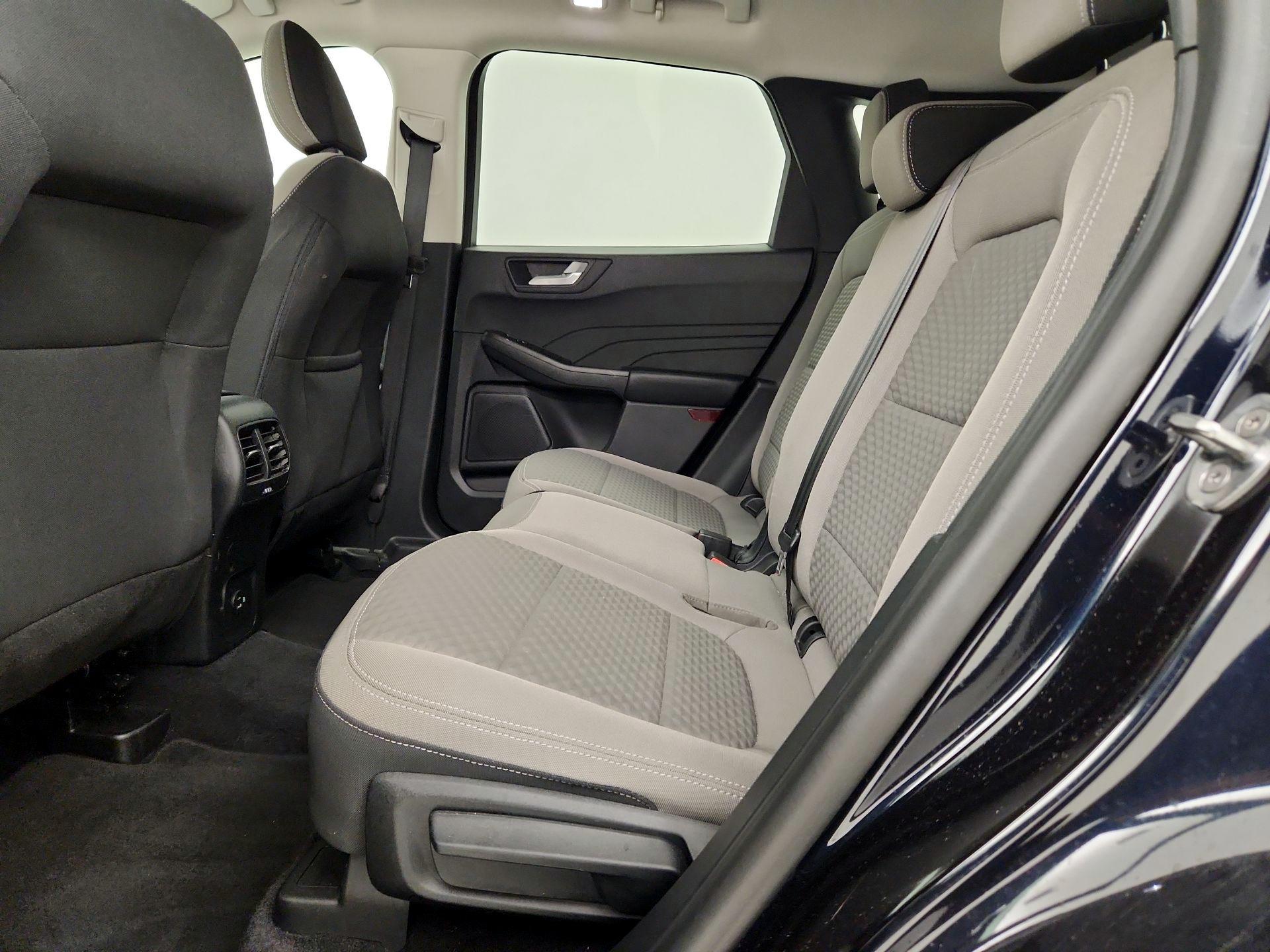 Thumbnail: 2021 Ford Escape - 19