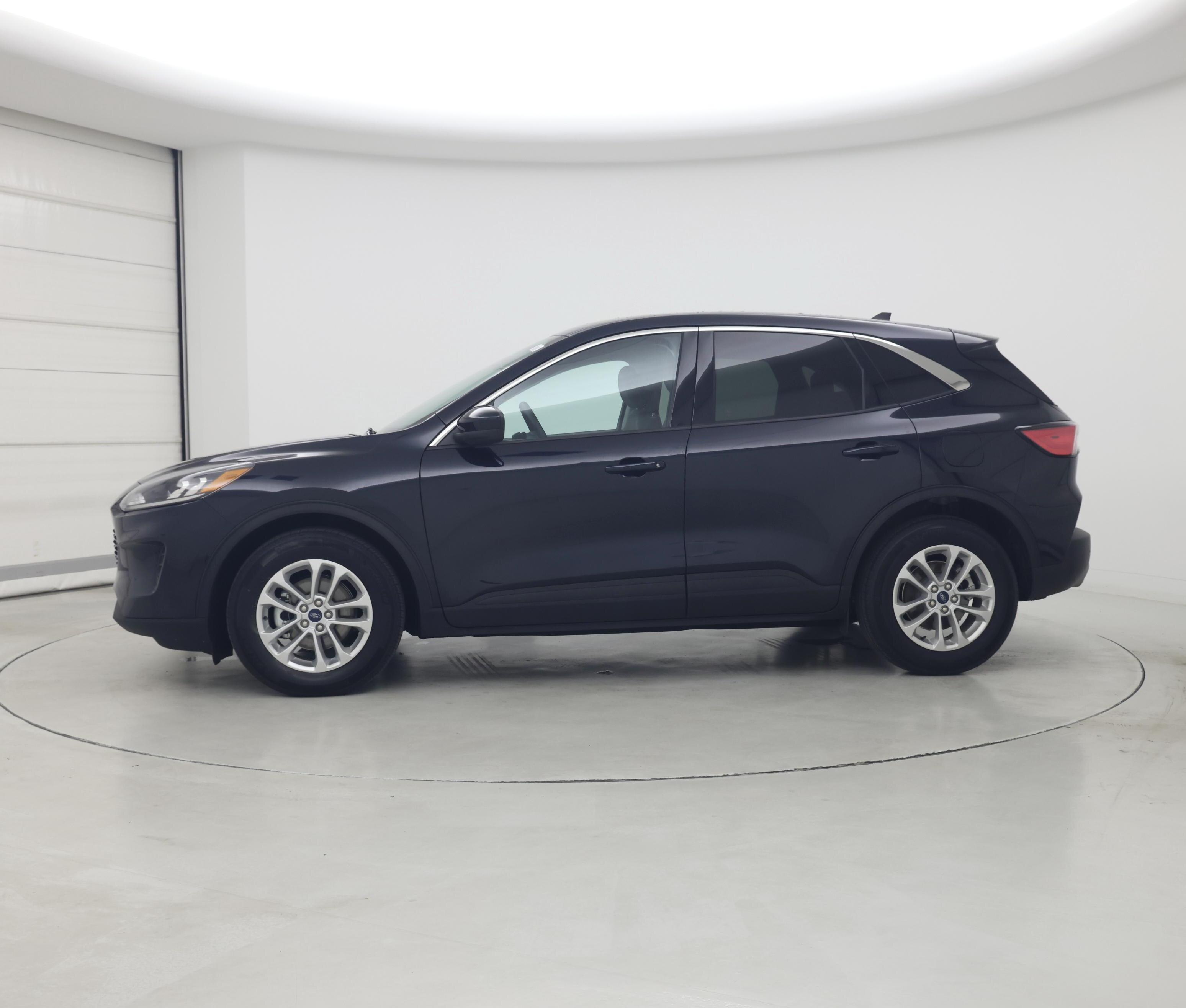 Thumbnail: 2021 Ford Escape - 3