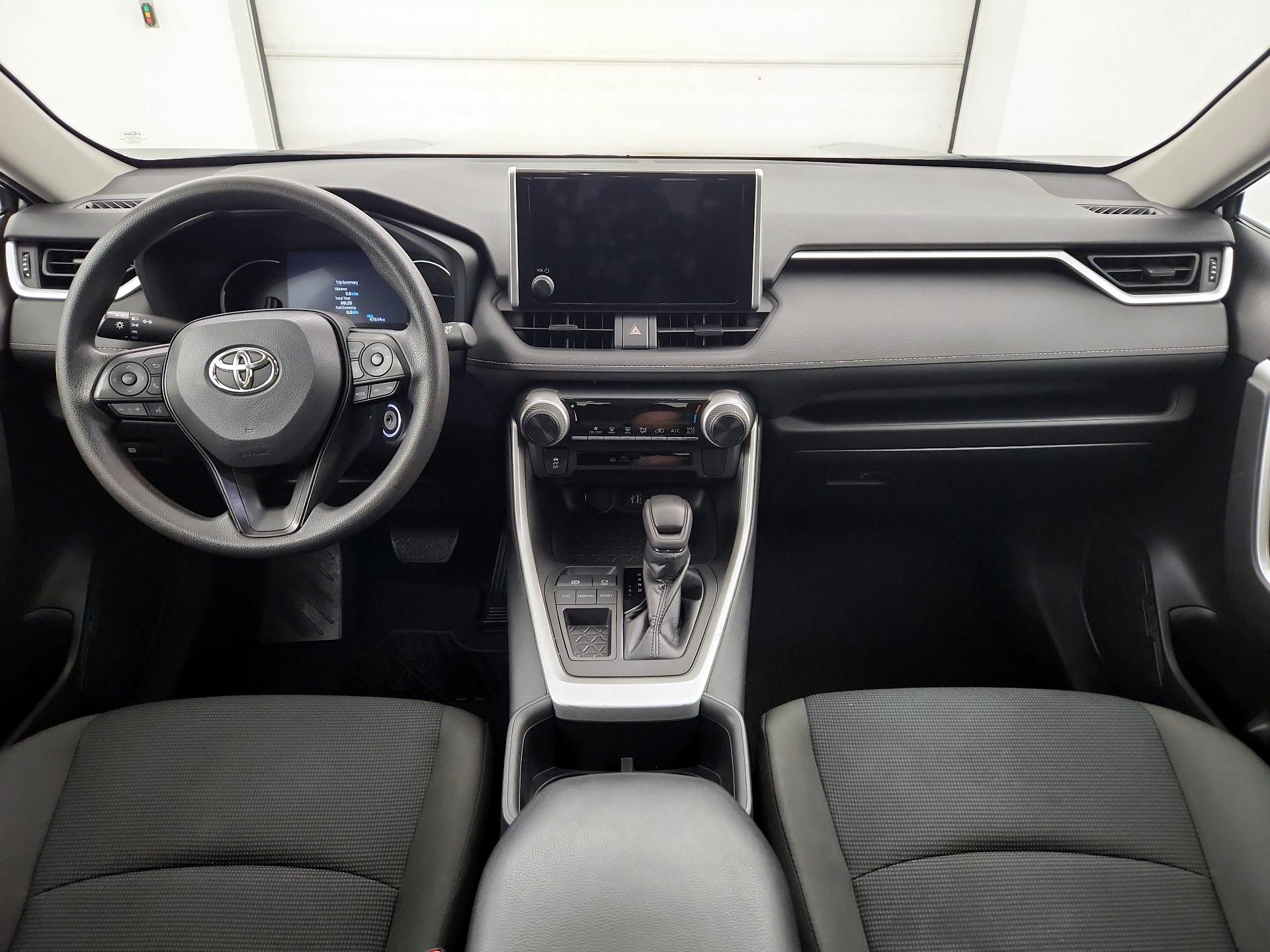 Thumbnail: 2023 Toyota RAV4 - 9