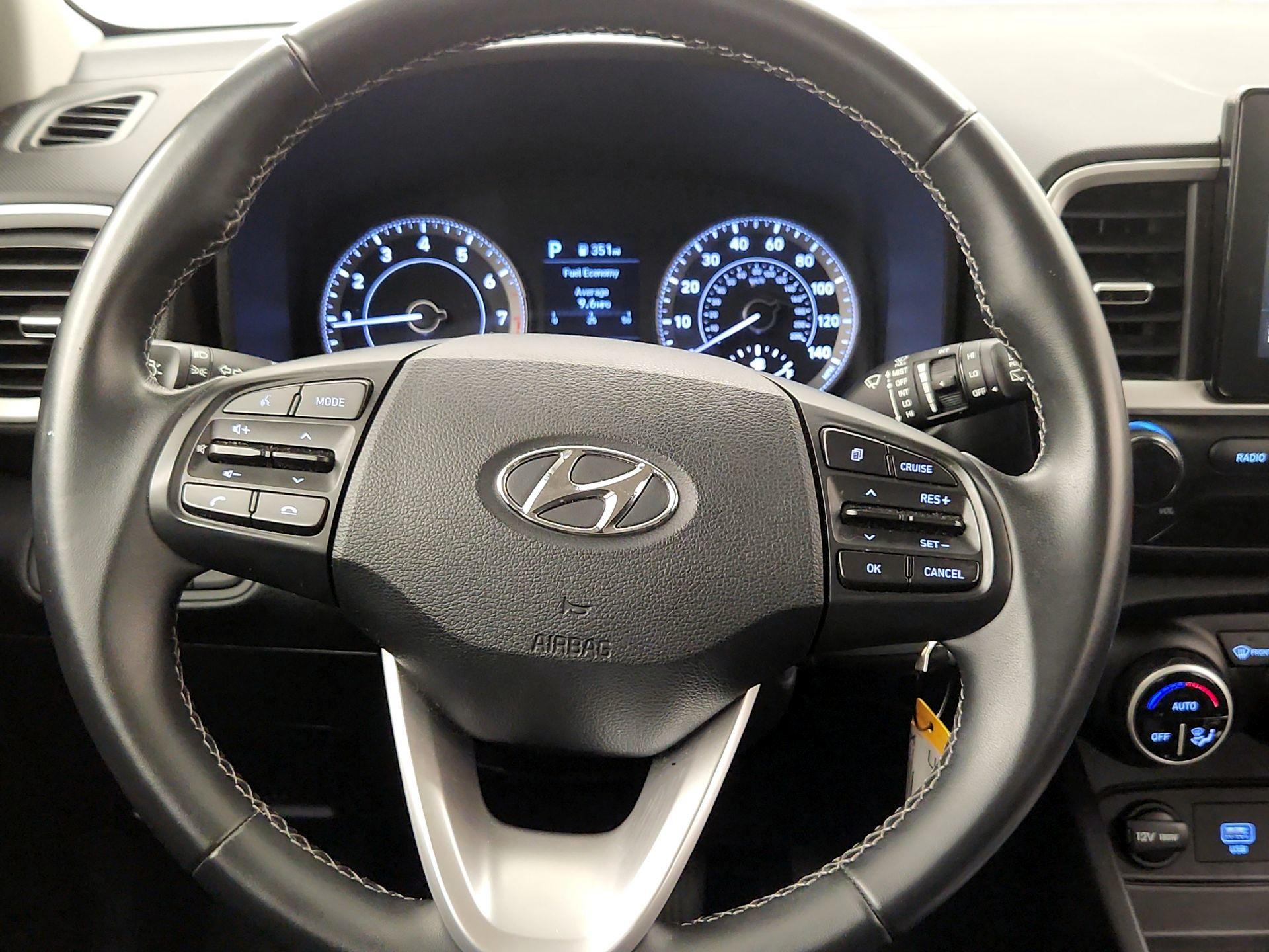 Thumbnail: 2021 Hyundai Venue - 10
