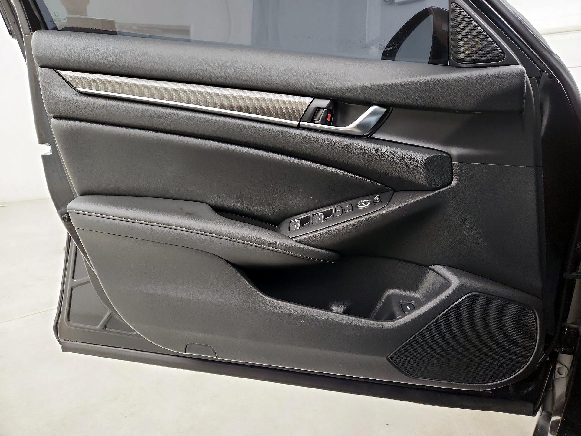 Thumbnail: 2022 Honda Accord - 12