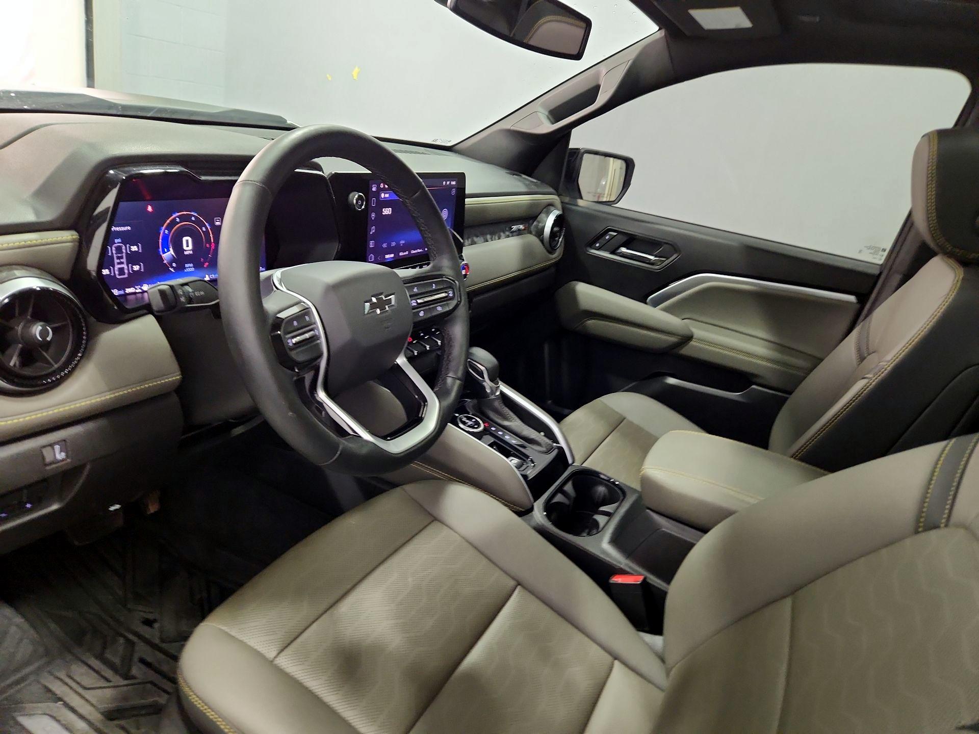 Thumbnail: 2025 Chevrolet Colorado - 11