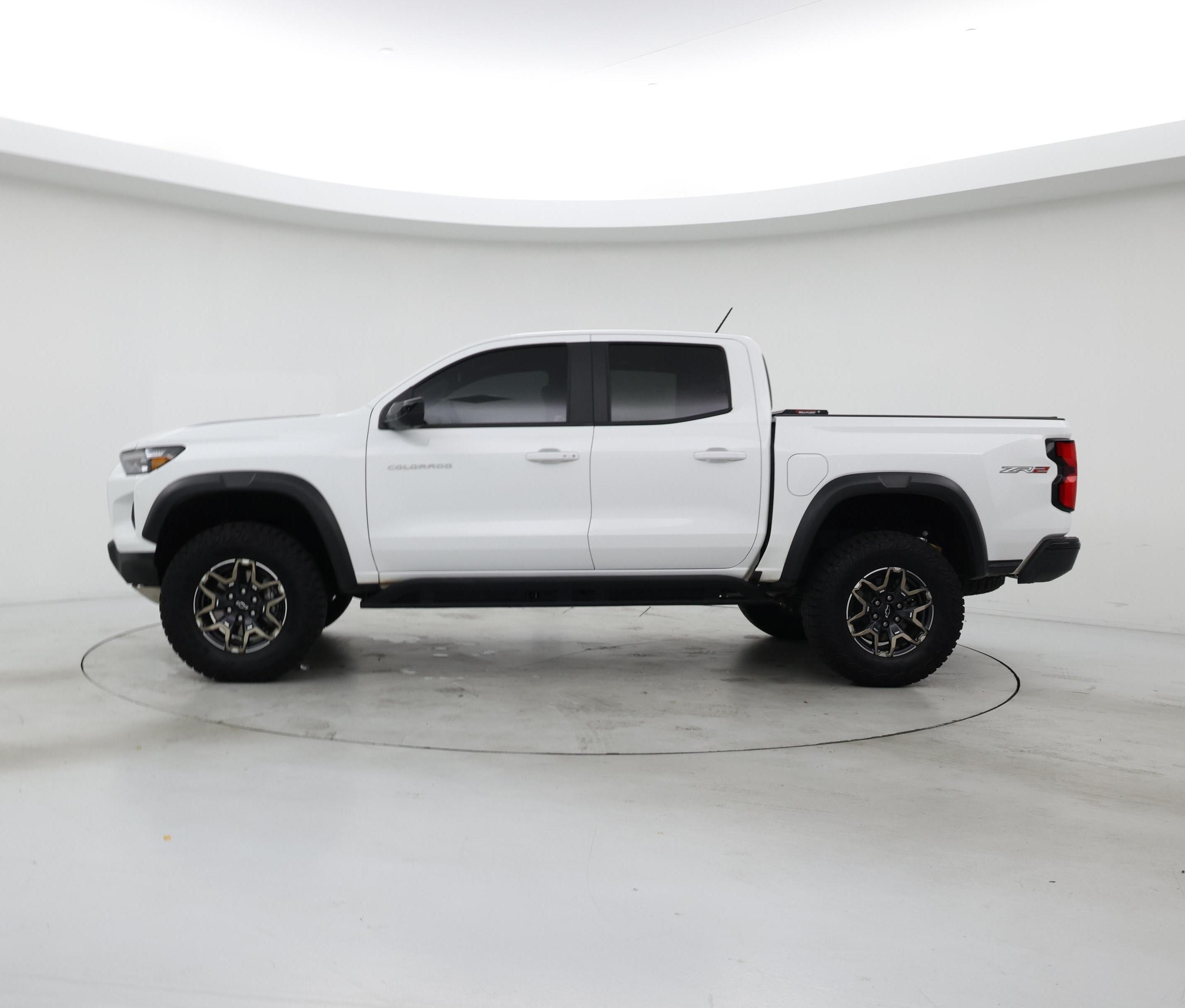 Thumbnail: 2025 Chevrolet Colorado - 3