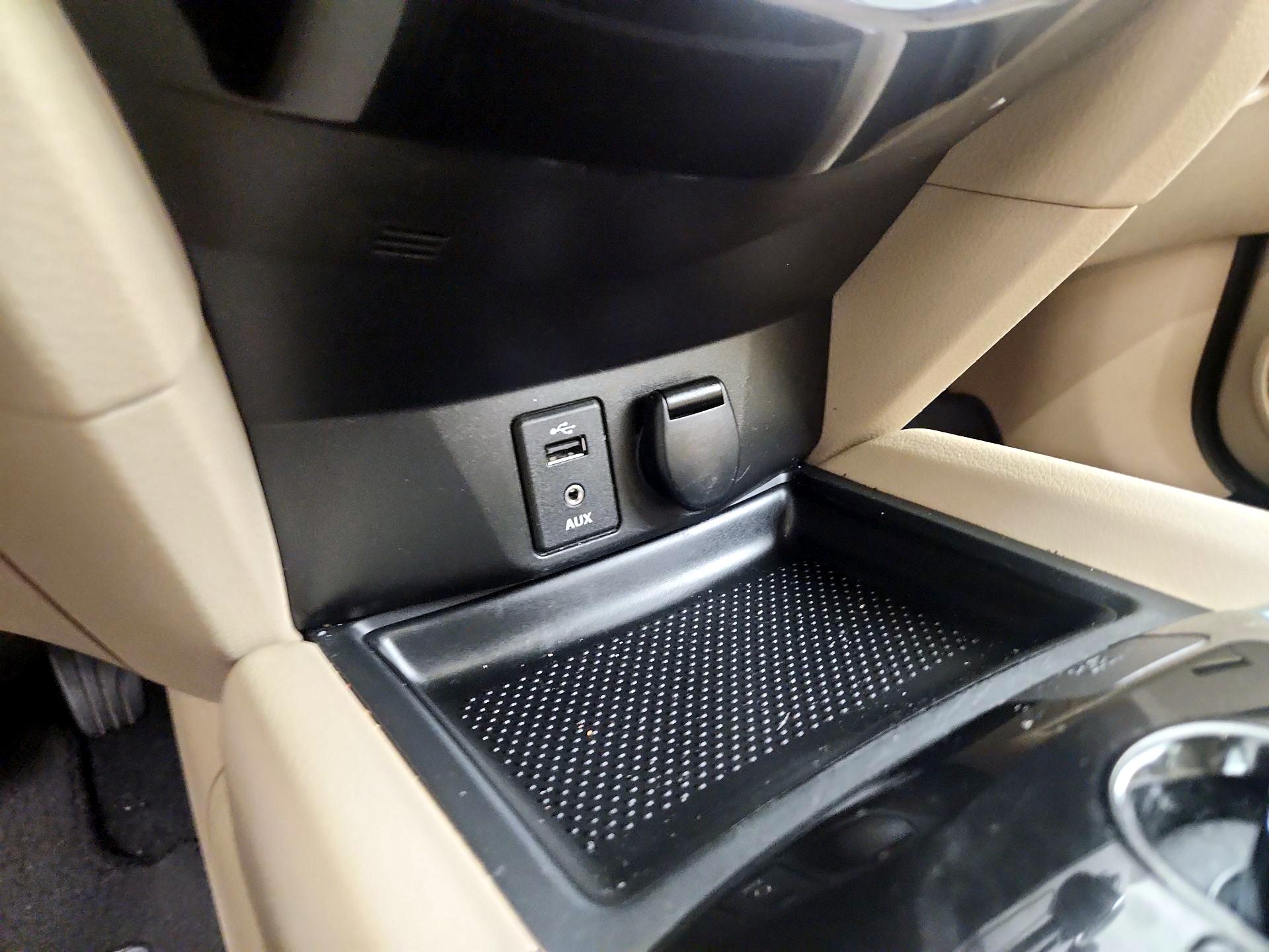 Thumbnail: 2016 Nissan Rogue - 18