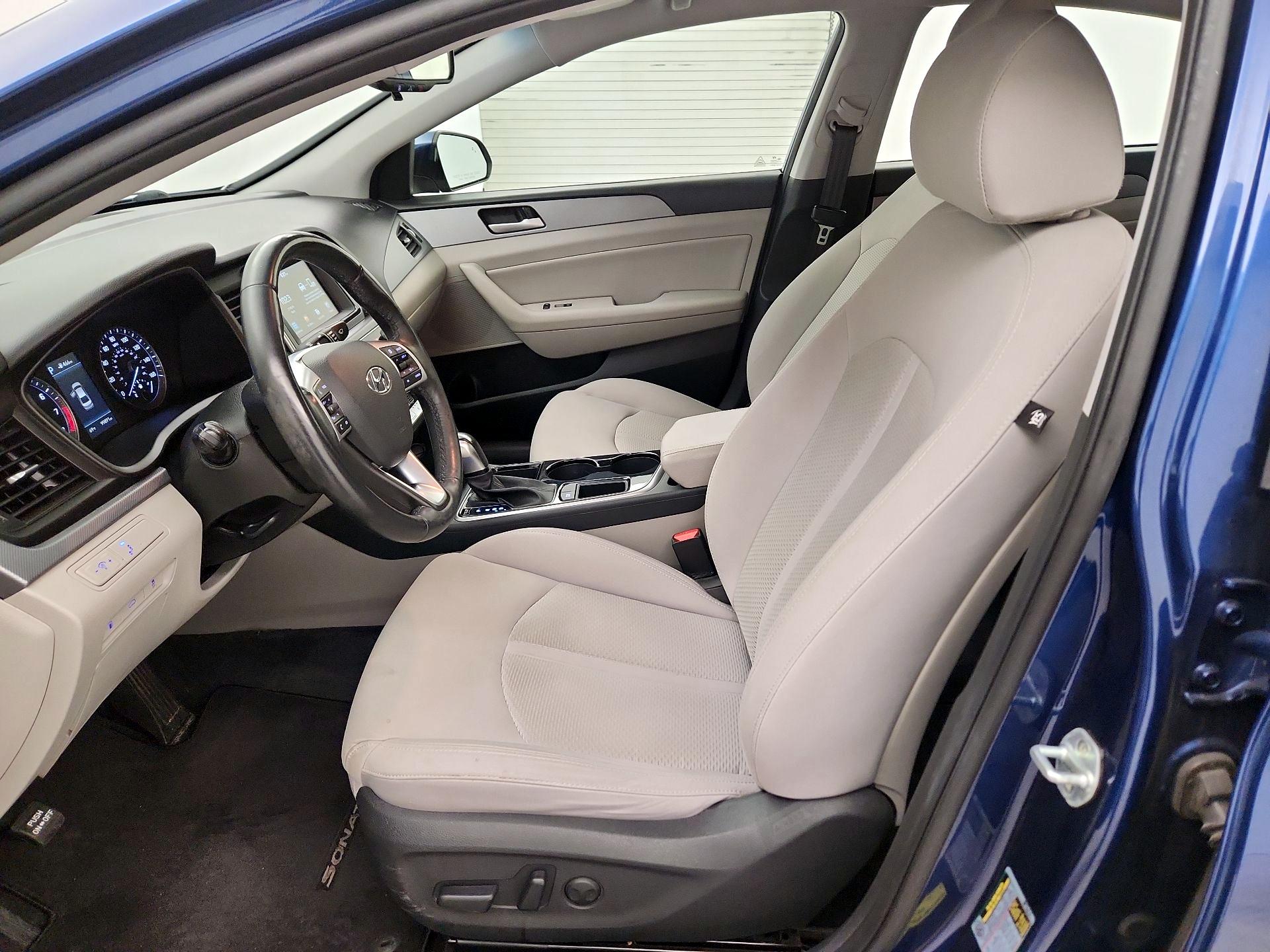 Thumbnail: 2019 Hyundai Sonata - 11