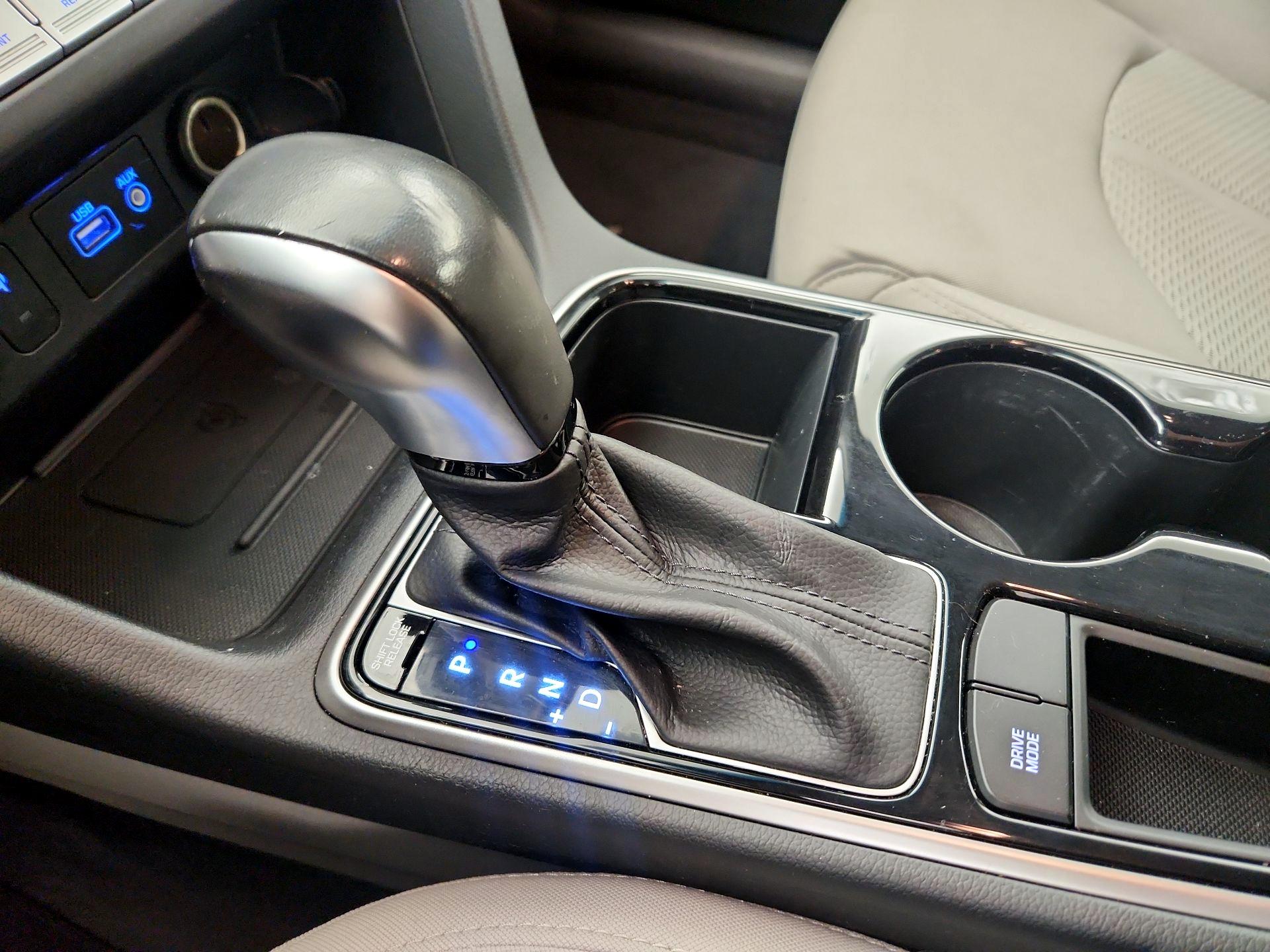 Thumbnail: 2019 Hyundai Sonata - 17