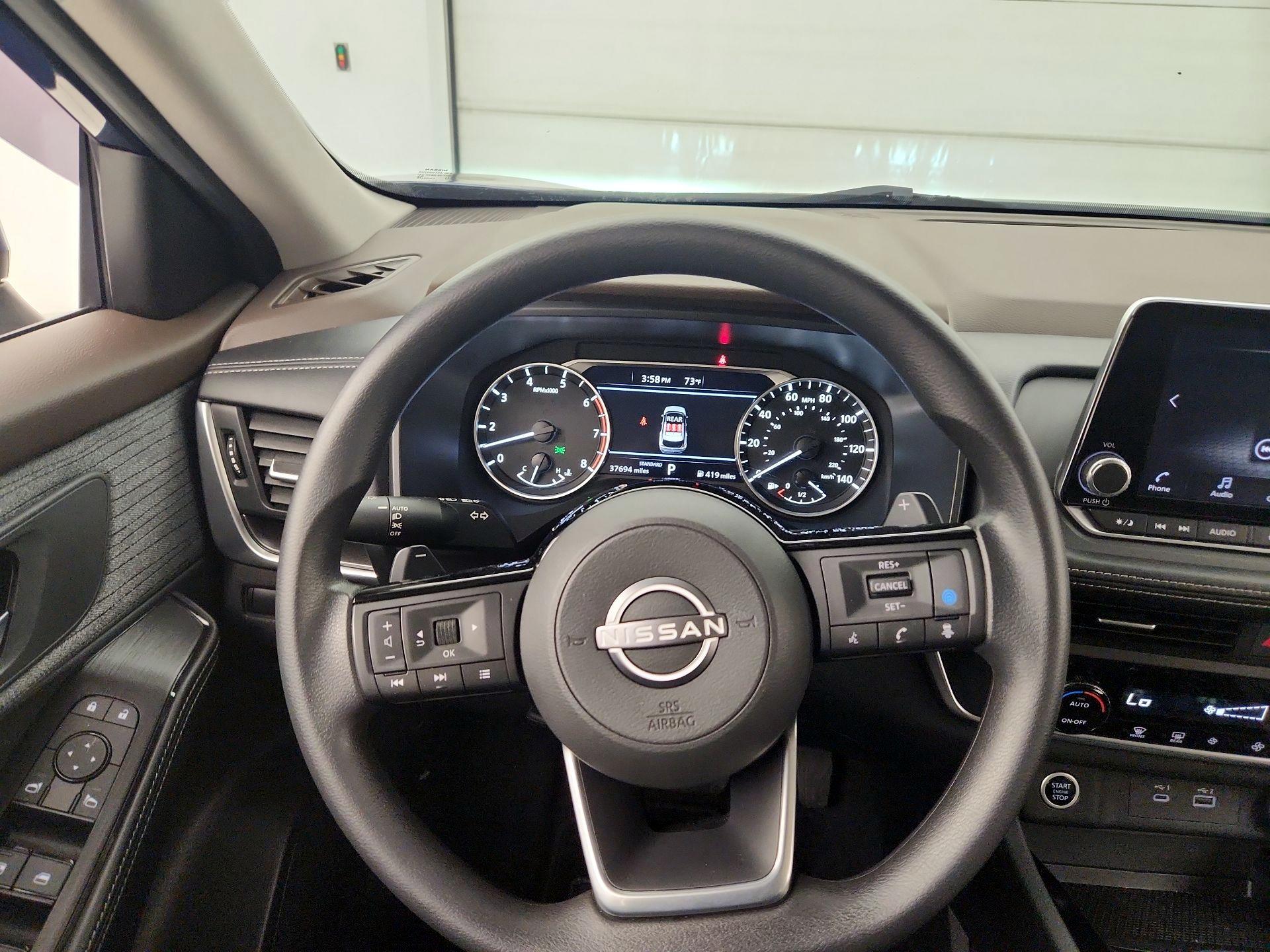 Thumbnail: 2023 Nissan Rogue - 10