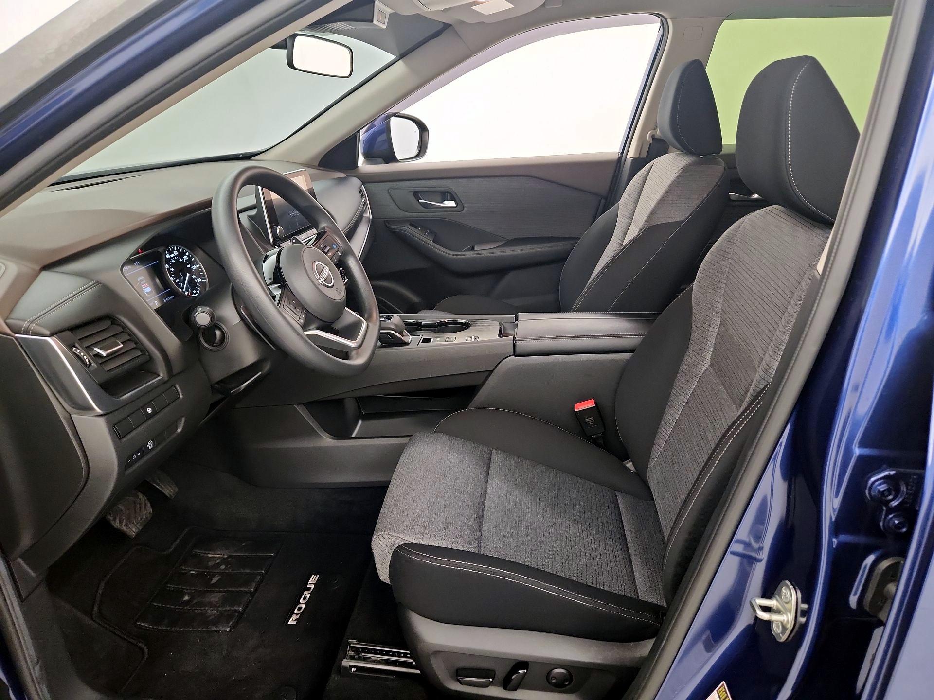 Thumbnail: 2023 Nissan Rogue - 11