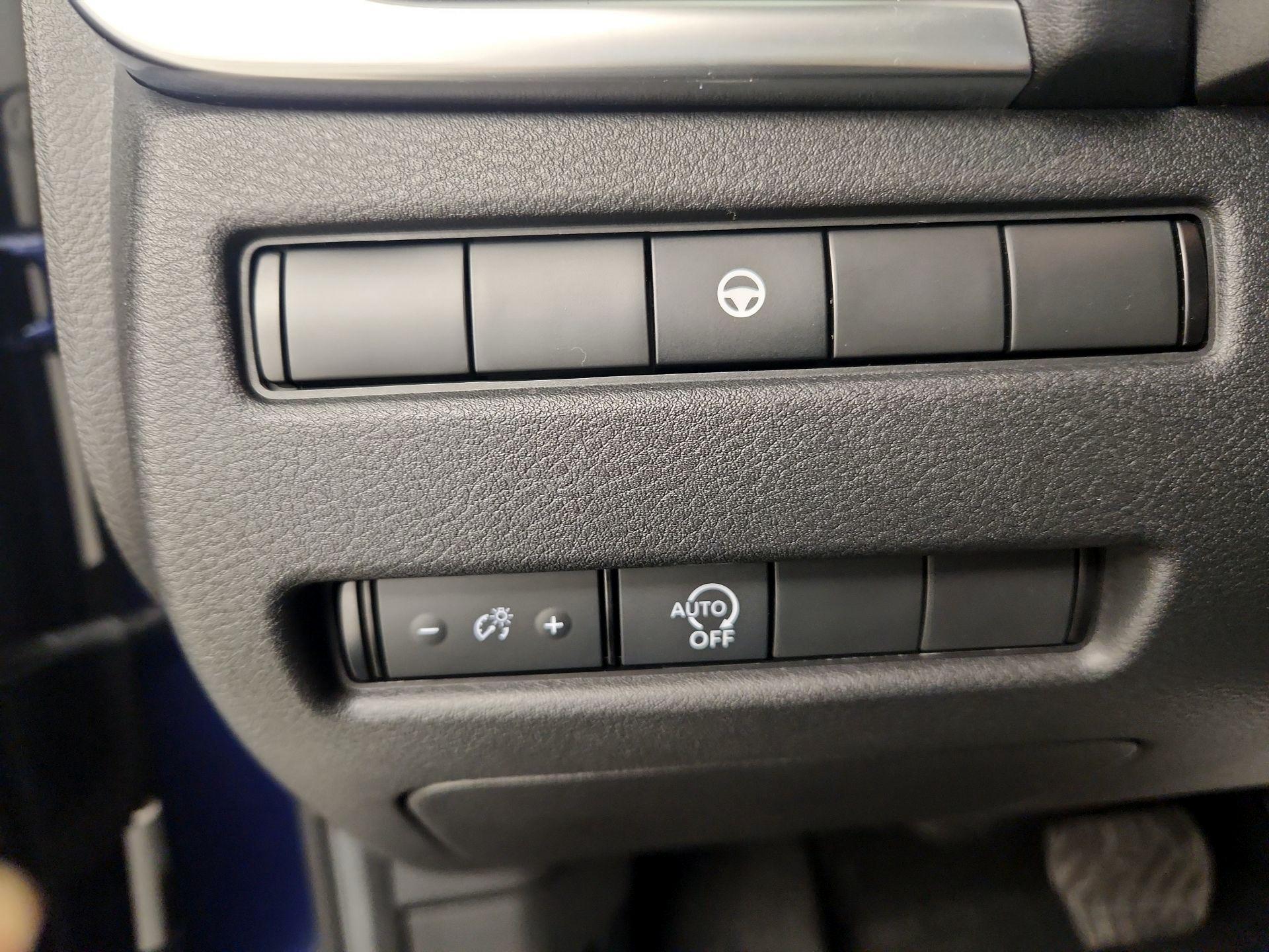 Thumbnail: 2023 Nissan Rogue - 13