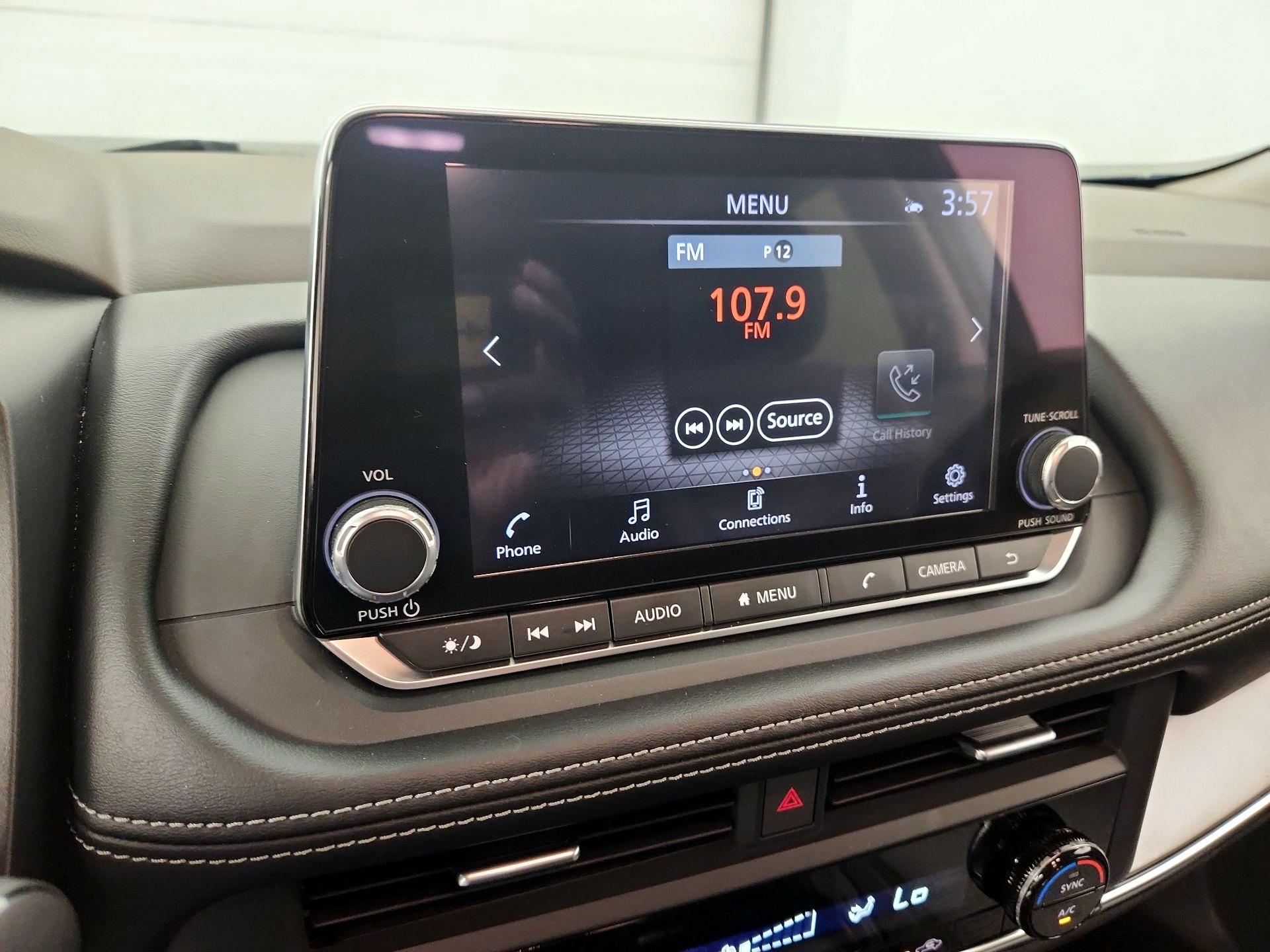 Thumbnail: 2023 Nissan Rogue - 15