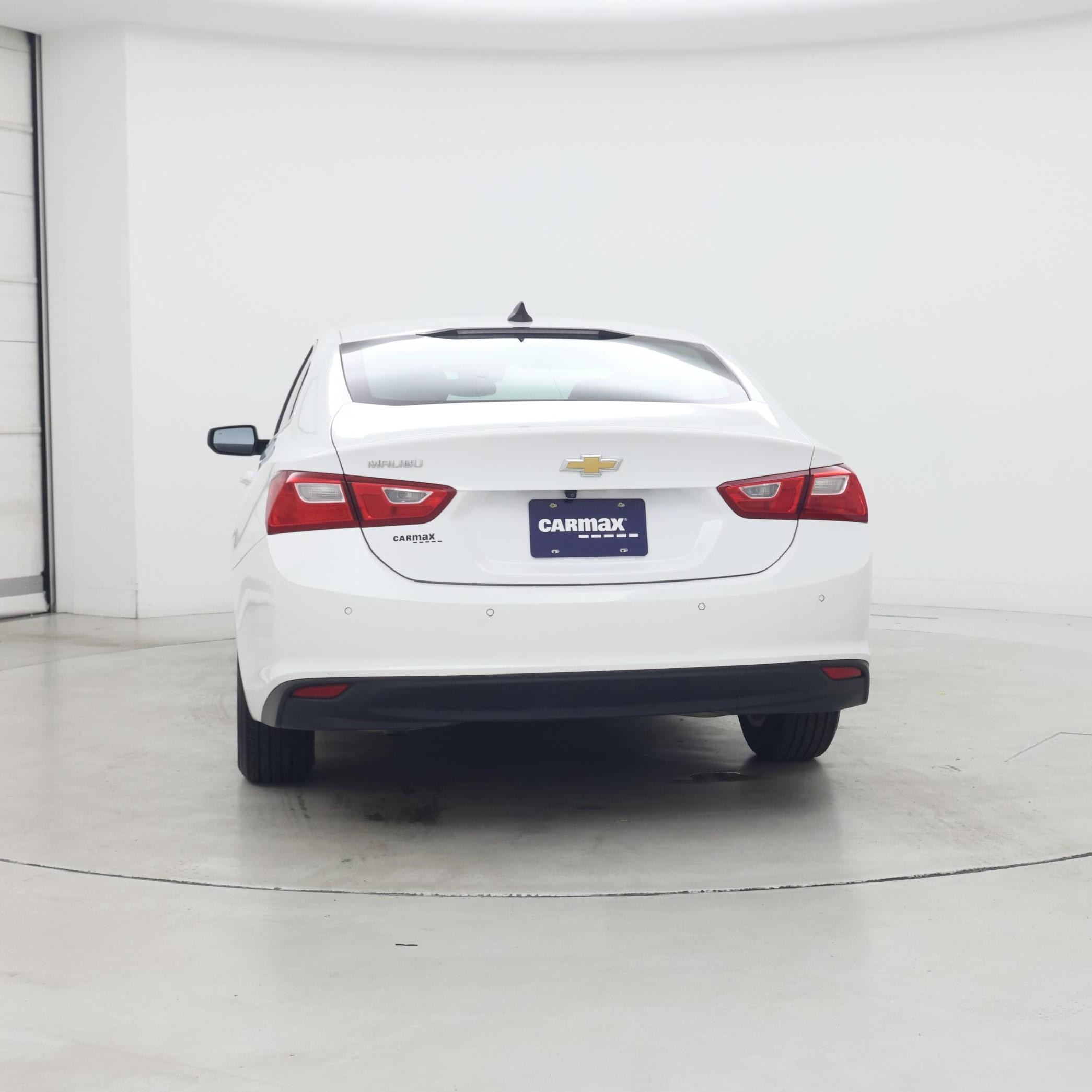 Thumbnail: 2023 Chevrolet Malibu - 6