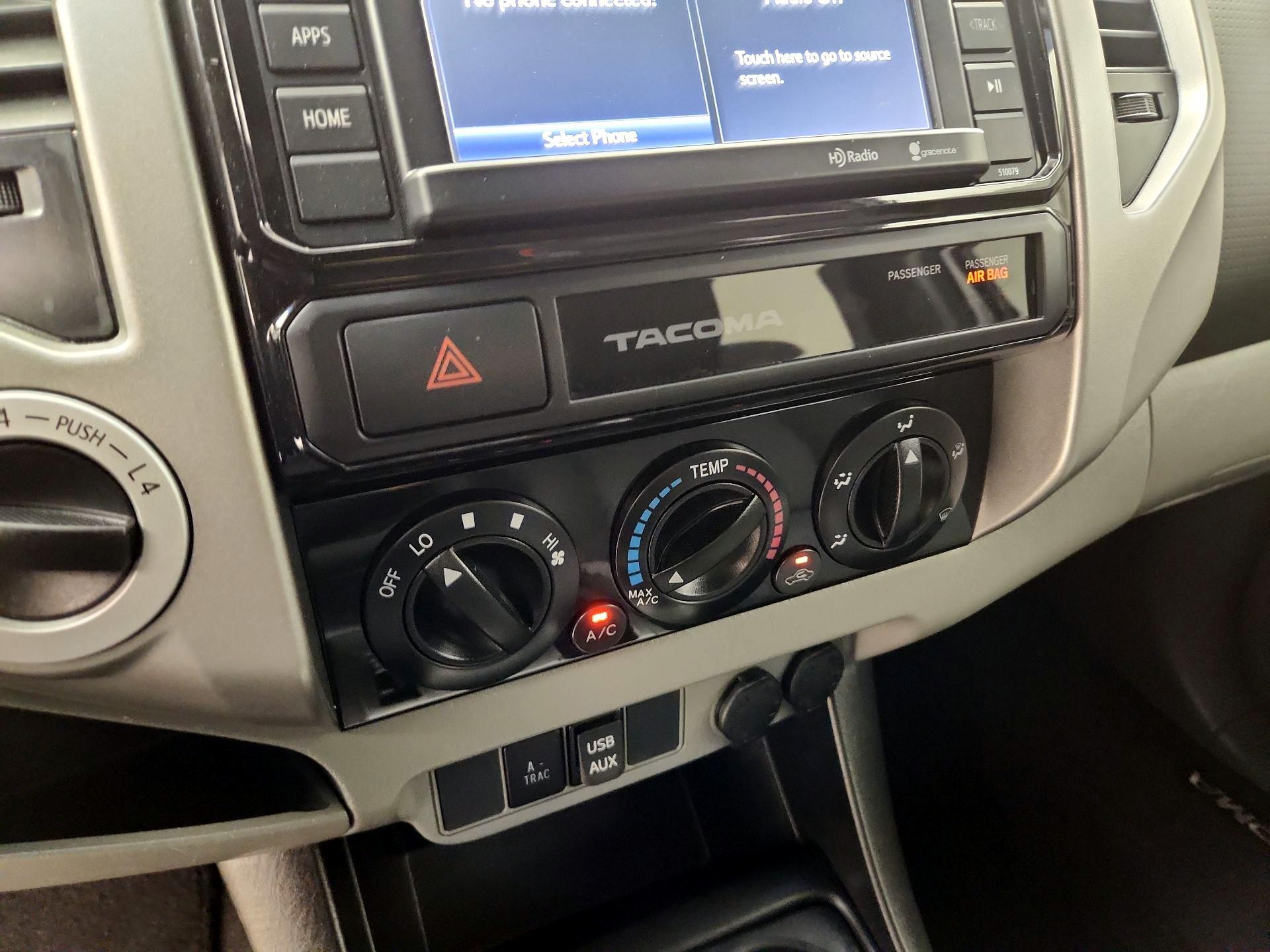 Thumbnail: 2015 Toyota Tacoma - 16