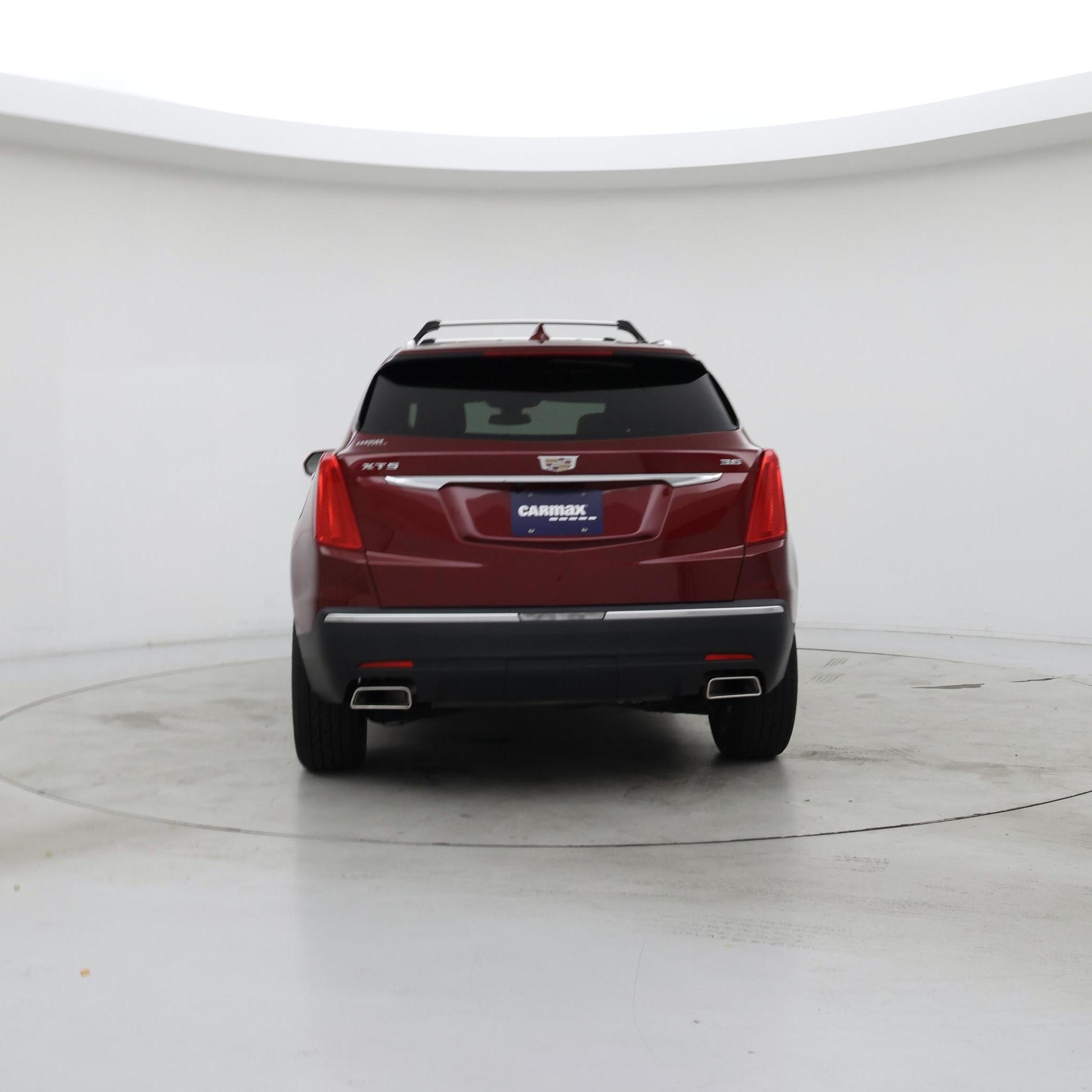 Thumbnail: 2017 Cadillac XT5 - 6