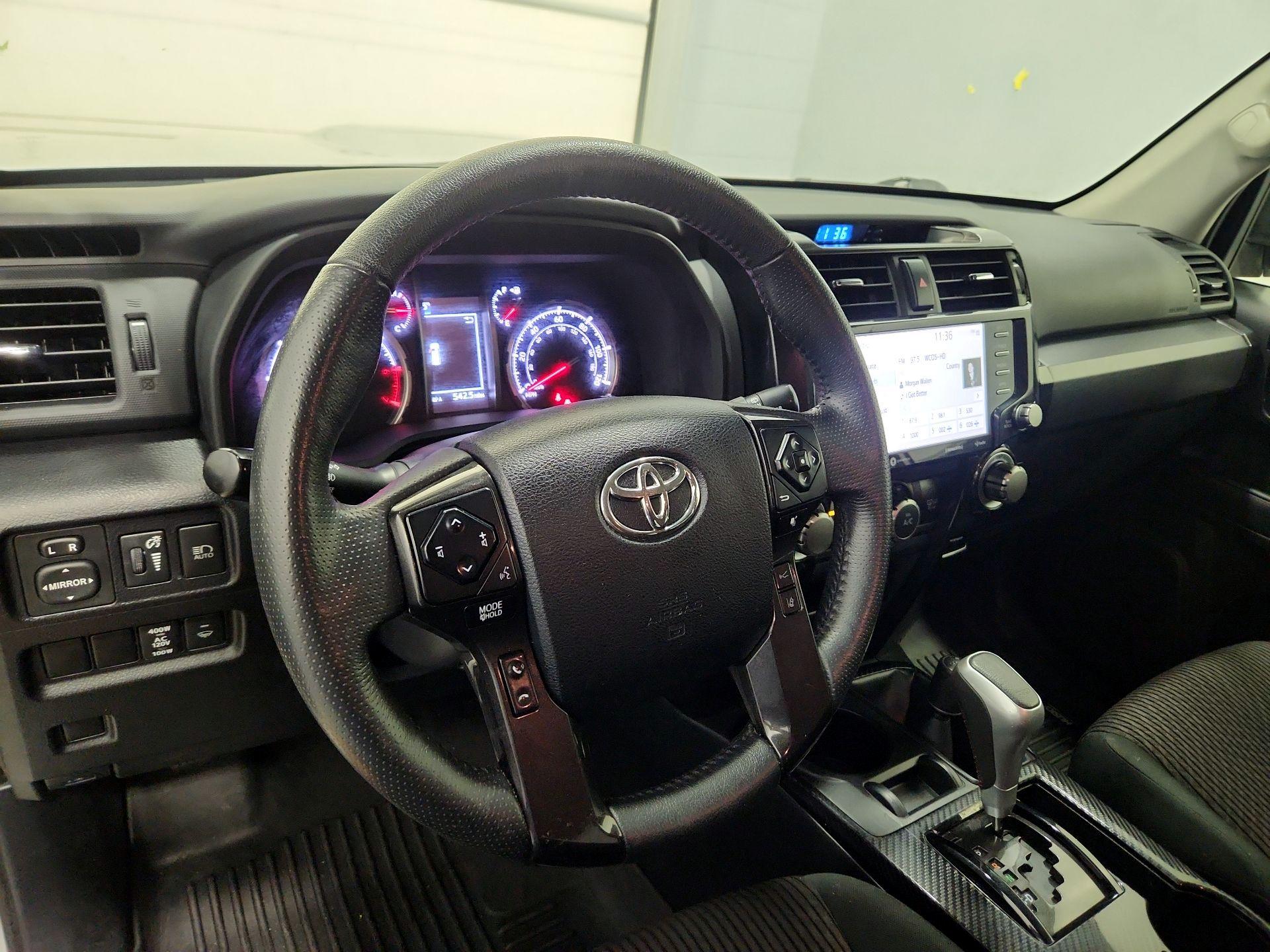 Thumbnail: 2023 Toyota 4Runner - 9