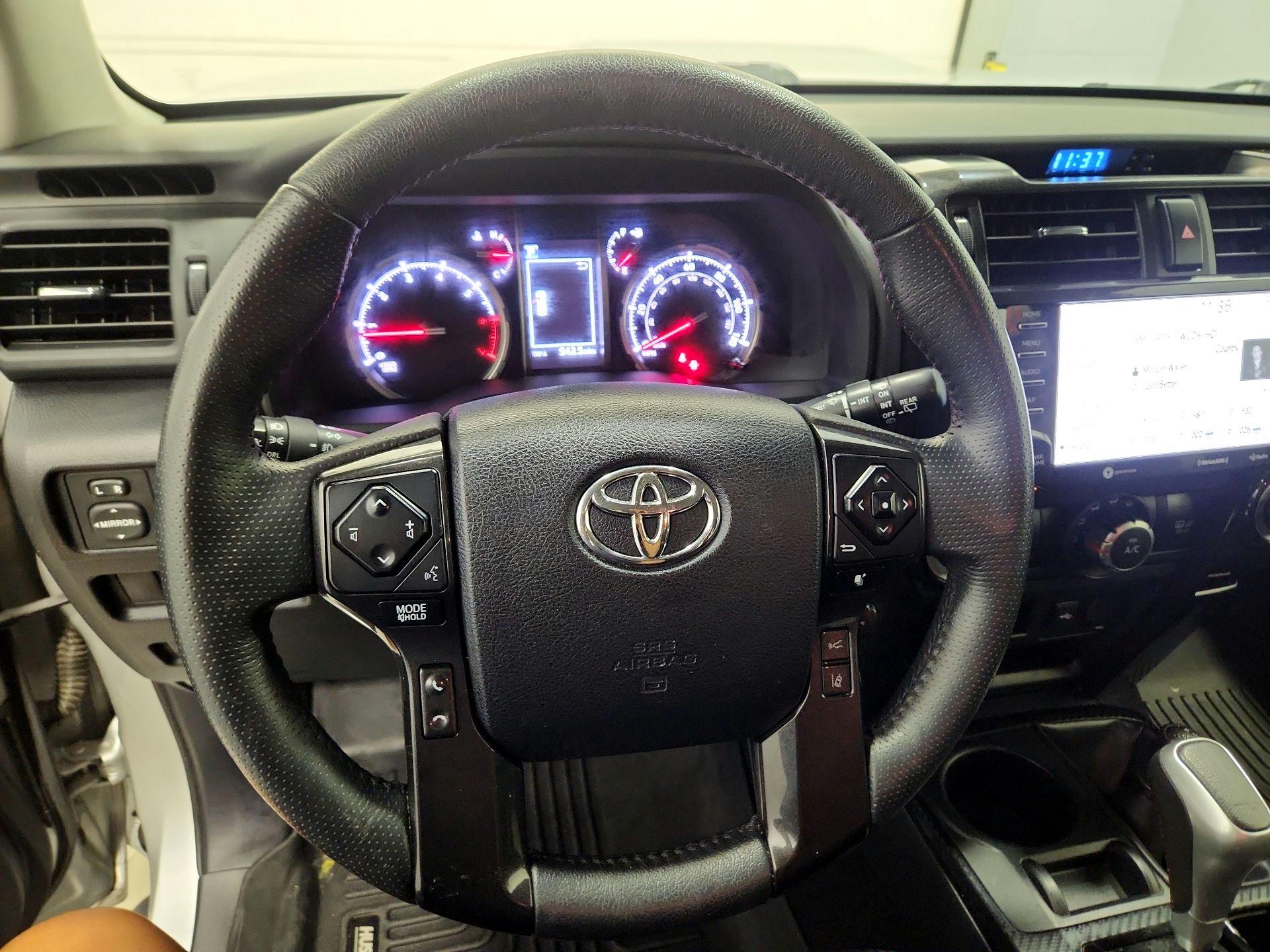 Thumbnail: 2023 Toyota 4Runner - 10