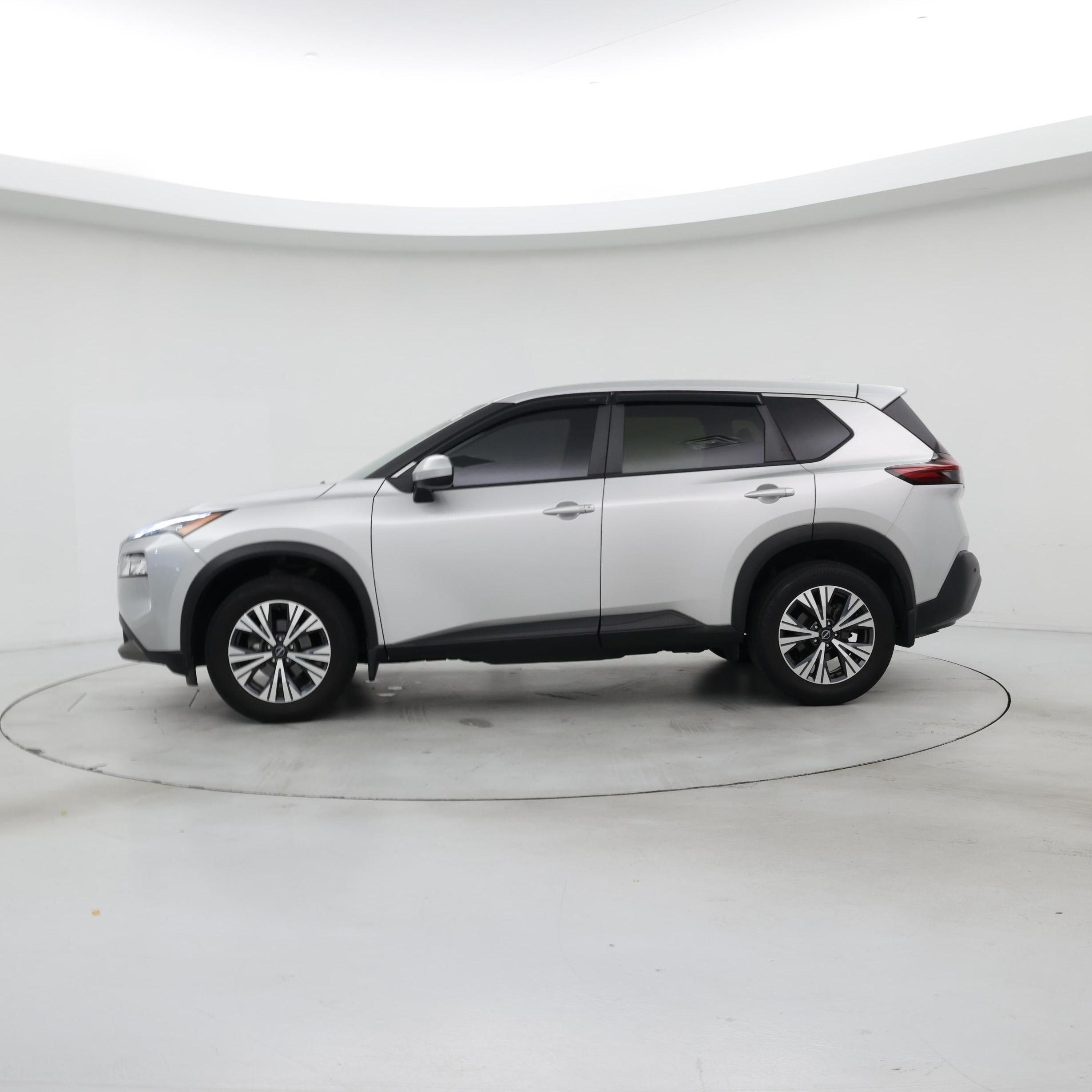 Thumbnail: 2023 Nissan Rogue - 3