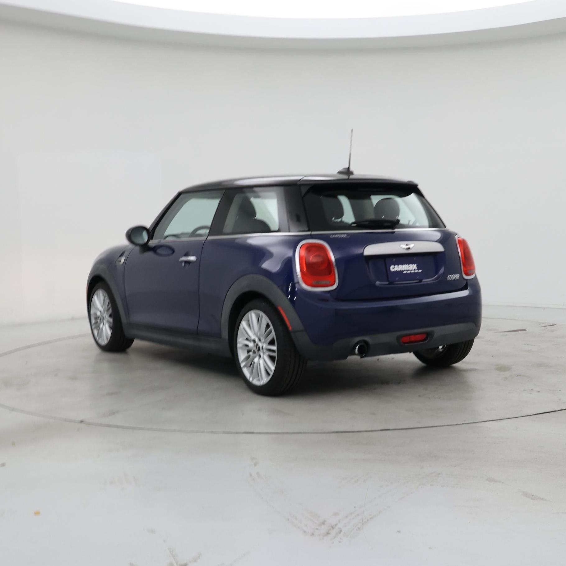 Thumbnail: 2015 MINI Cooper Hardtop - 2