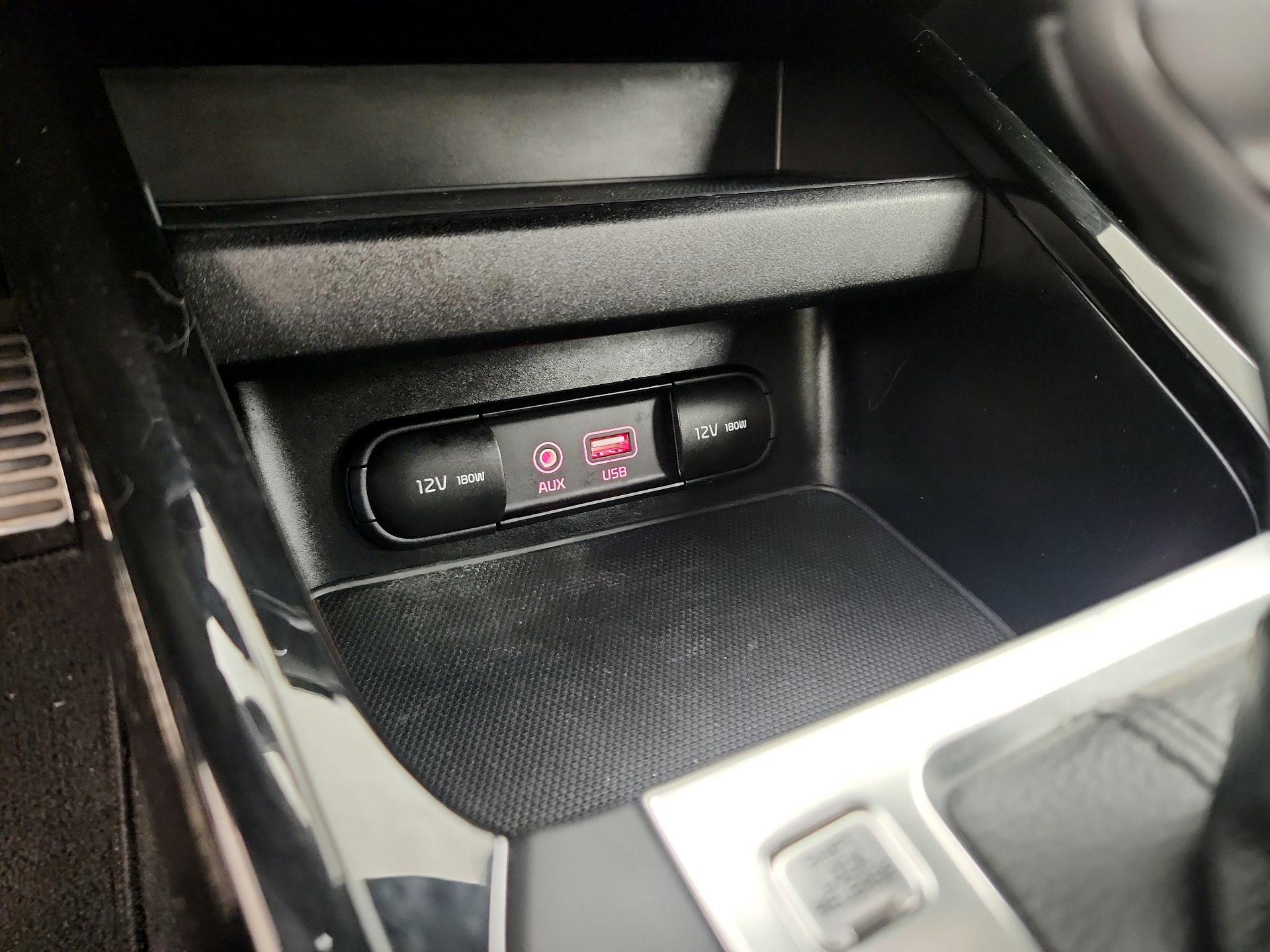 Thumbnail: 2021 Kia Forte - 18