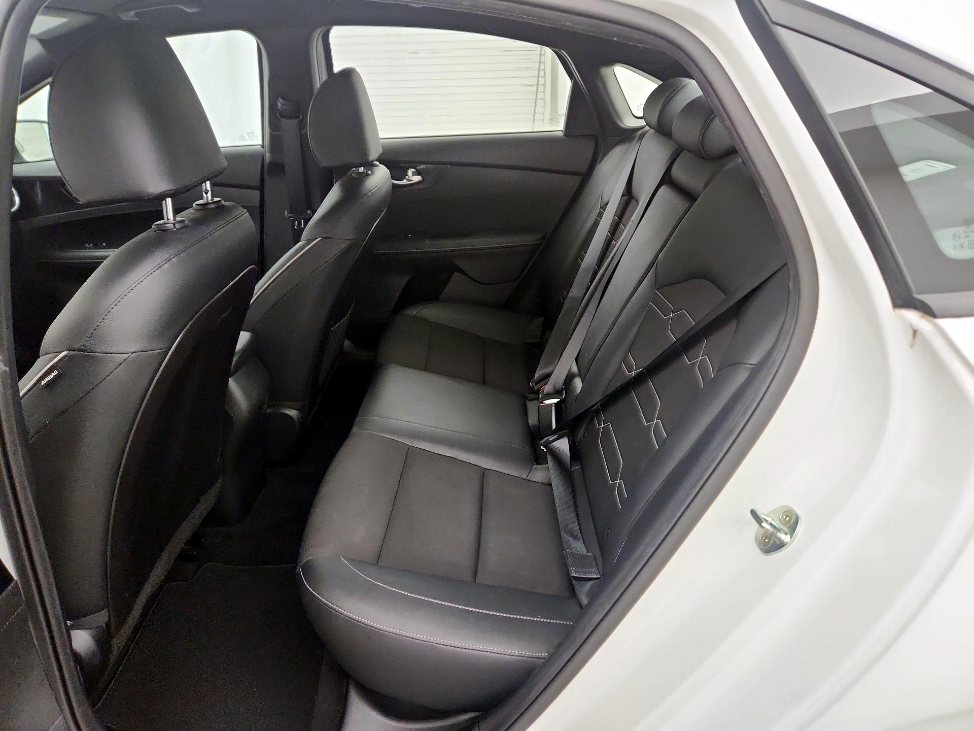 Thumbnail: 2021 Kia Forte - 19