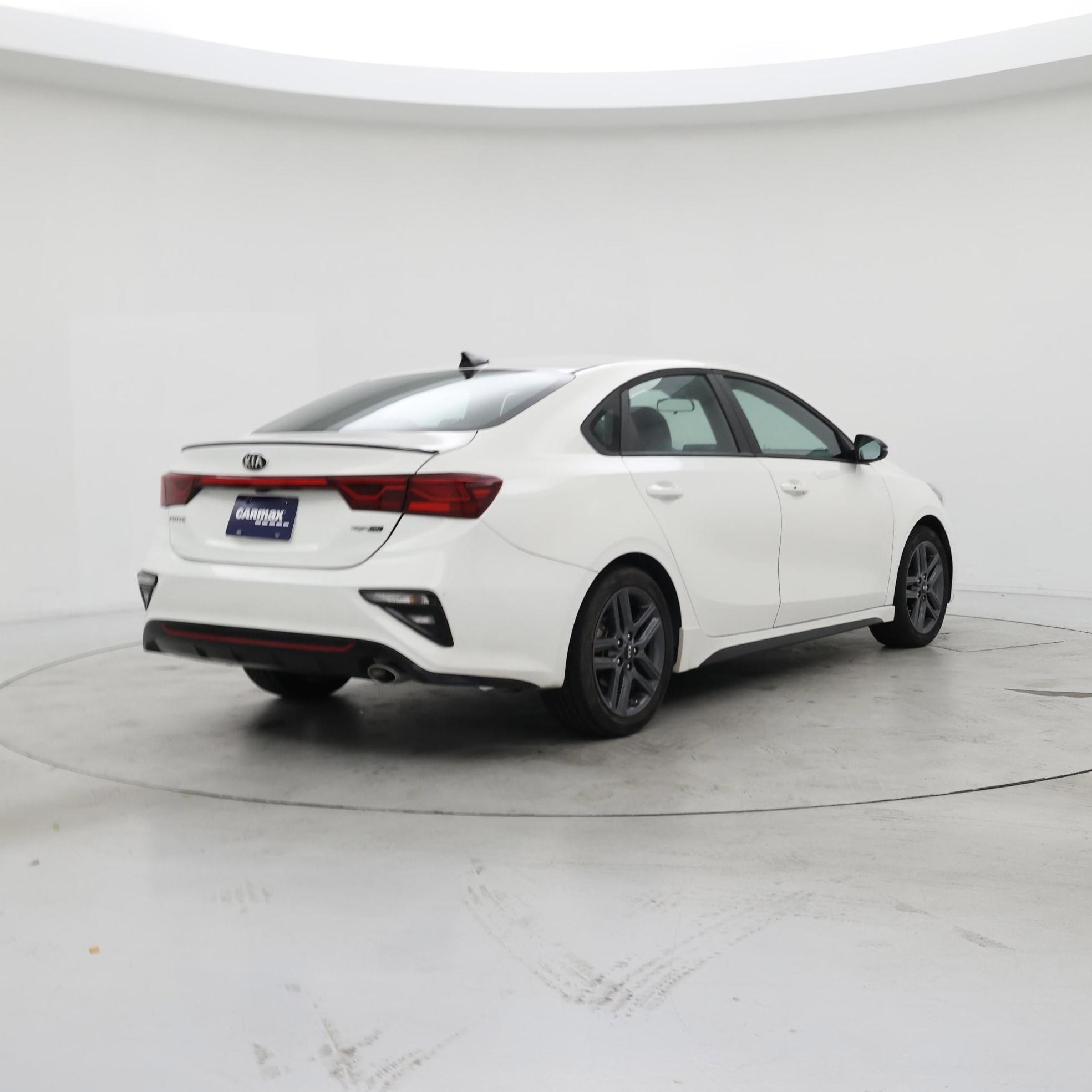 Thumbnail: 2021 Kia Forte - 8