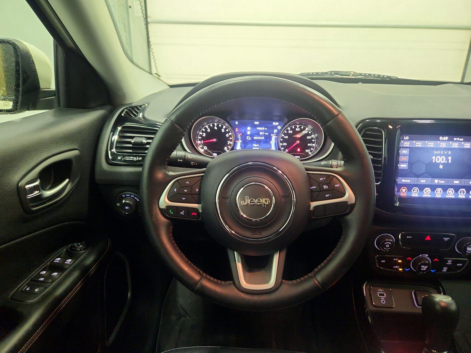 Thumbnail: 2019 Jeep Compass - 10