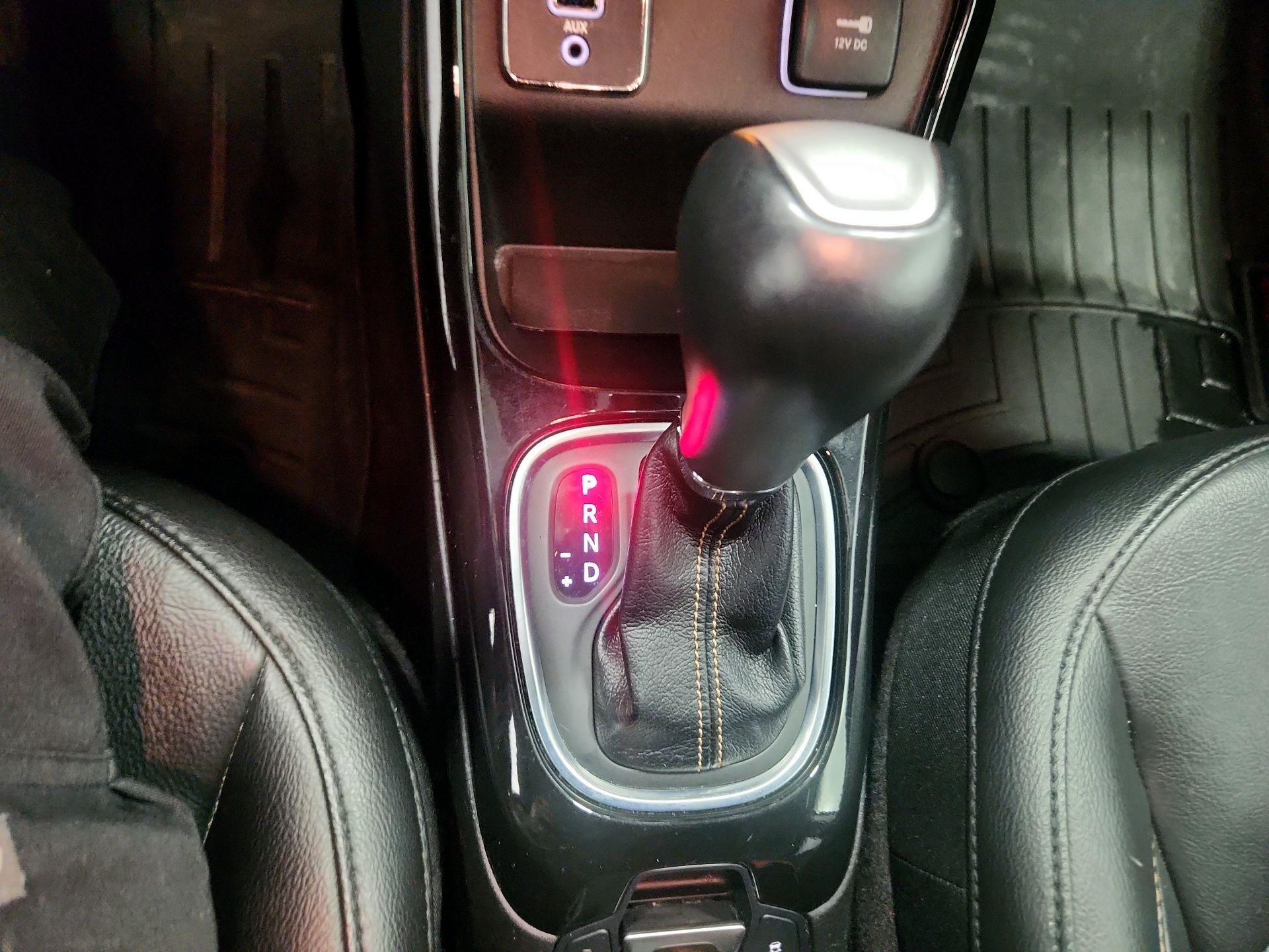 Thumbnail: 2019 Jeep Compass - 17